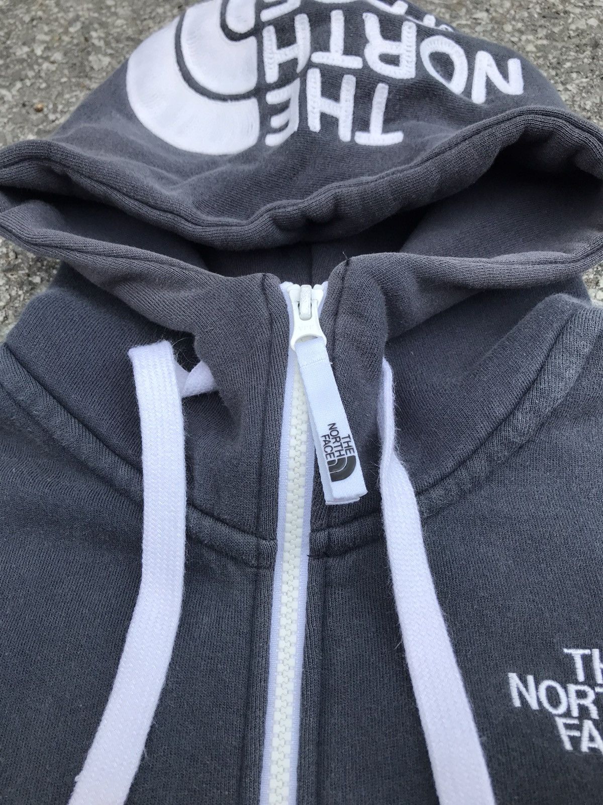 The North Face The North Face outdoor rearview full embroidered hoodie Size US L / EU 52-54 / 3 - 3 Thumbnail