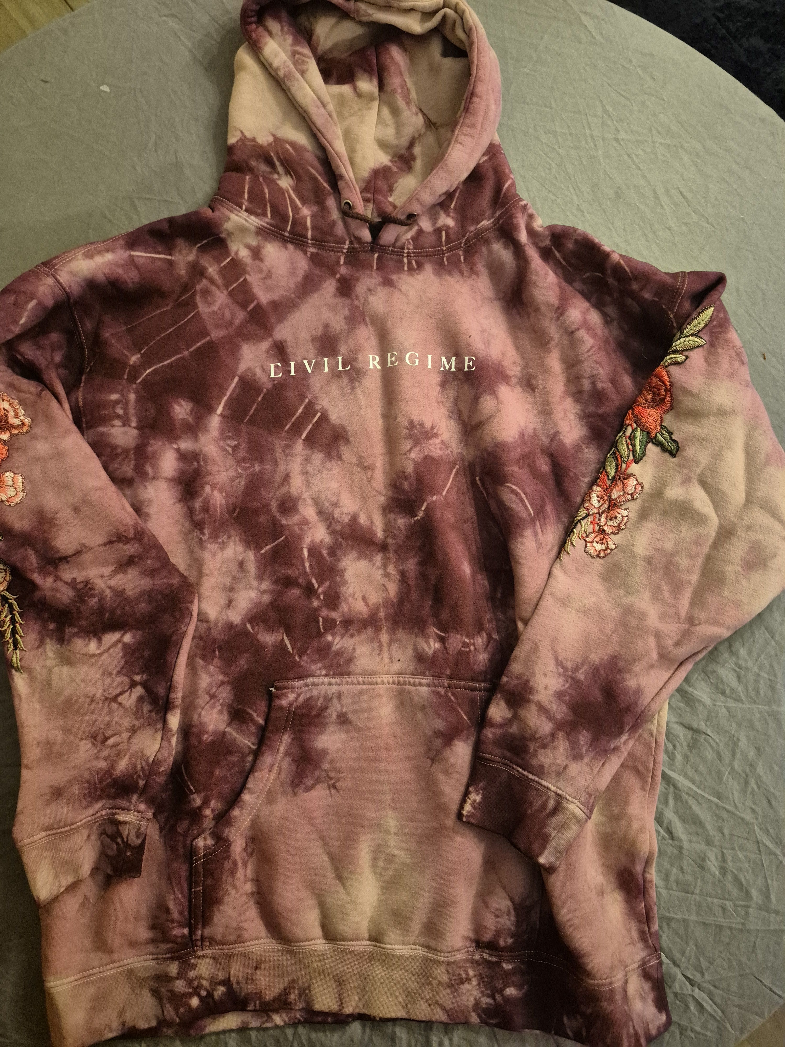 Civil Regime Civil Regime Embroidered Rose Hoodie Size Large BNWT Size US L / EU 52-54 / 3 - 1 Thumbnail