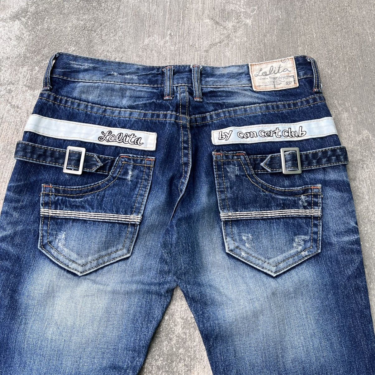 If Six Was Nine Vintage Lolita Buckle Back Faded Flare Distressed Jeans Size US 33 - 3 Thumbnail