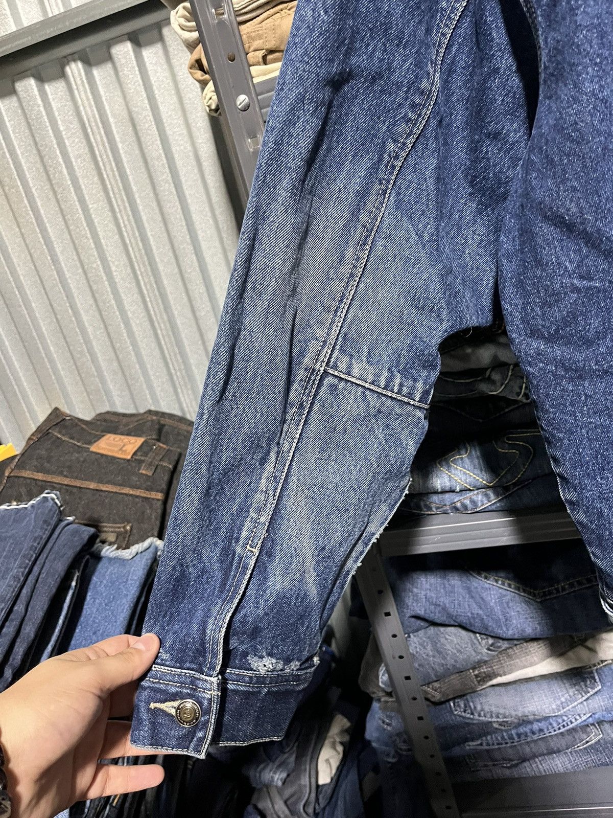 JNCO × Rocawear × Vintage Crazy Vintage Y2K Rocawear Hip-Hop Denim Trucker Jacket Size US XL / EU 56 / 4 - 13 Thumbnail