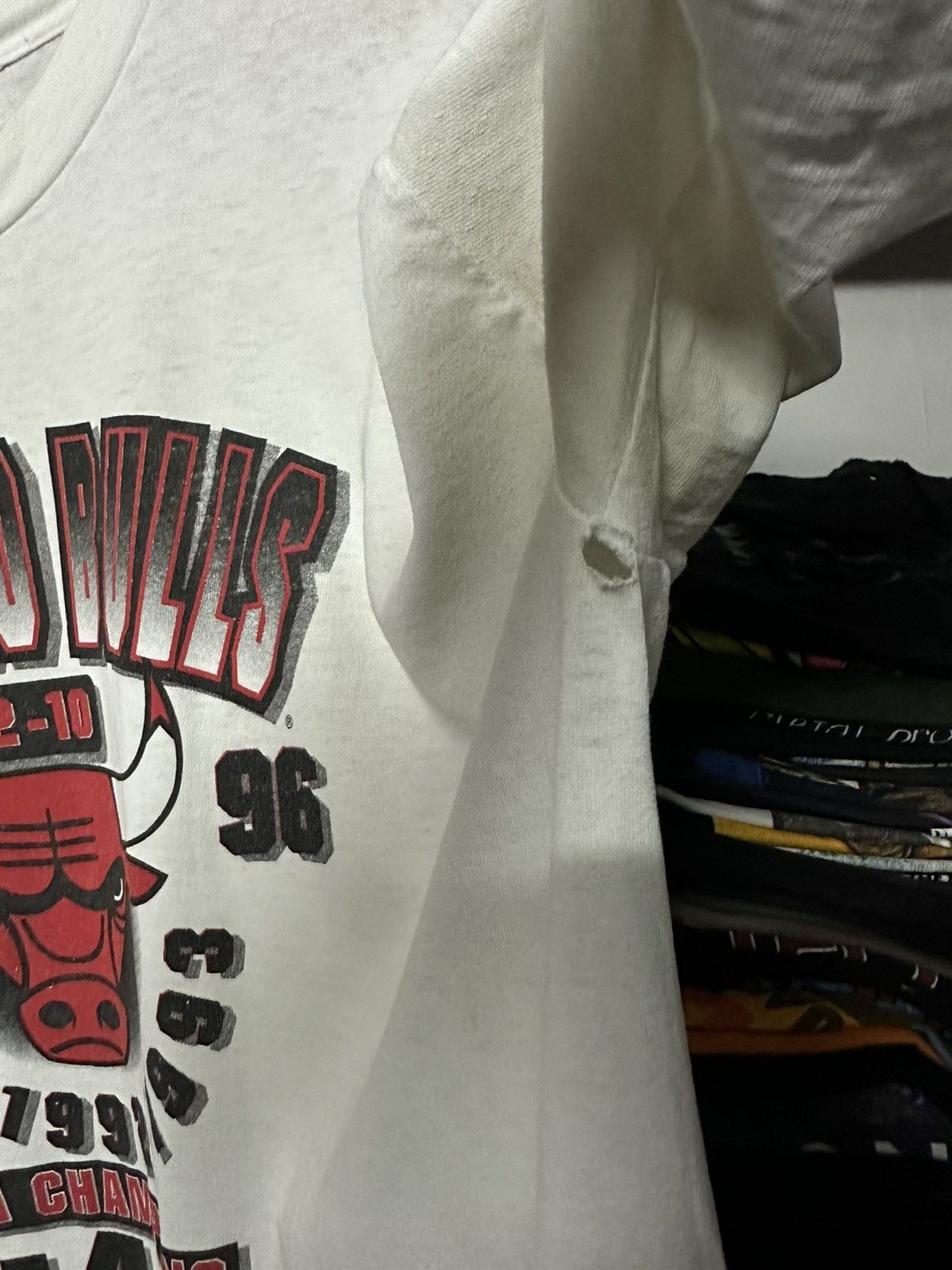 NBA Vintage 90s Chicago Bulls Nba Champions Best 4 Ever Tee Size US XL / EU 56 / 4 - 7 Thumbnail