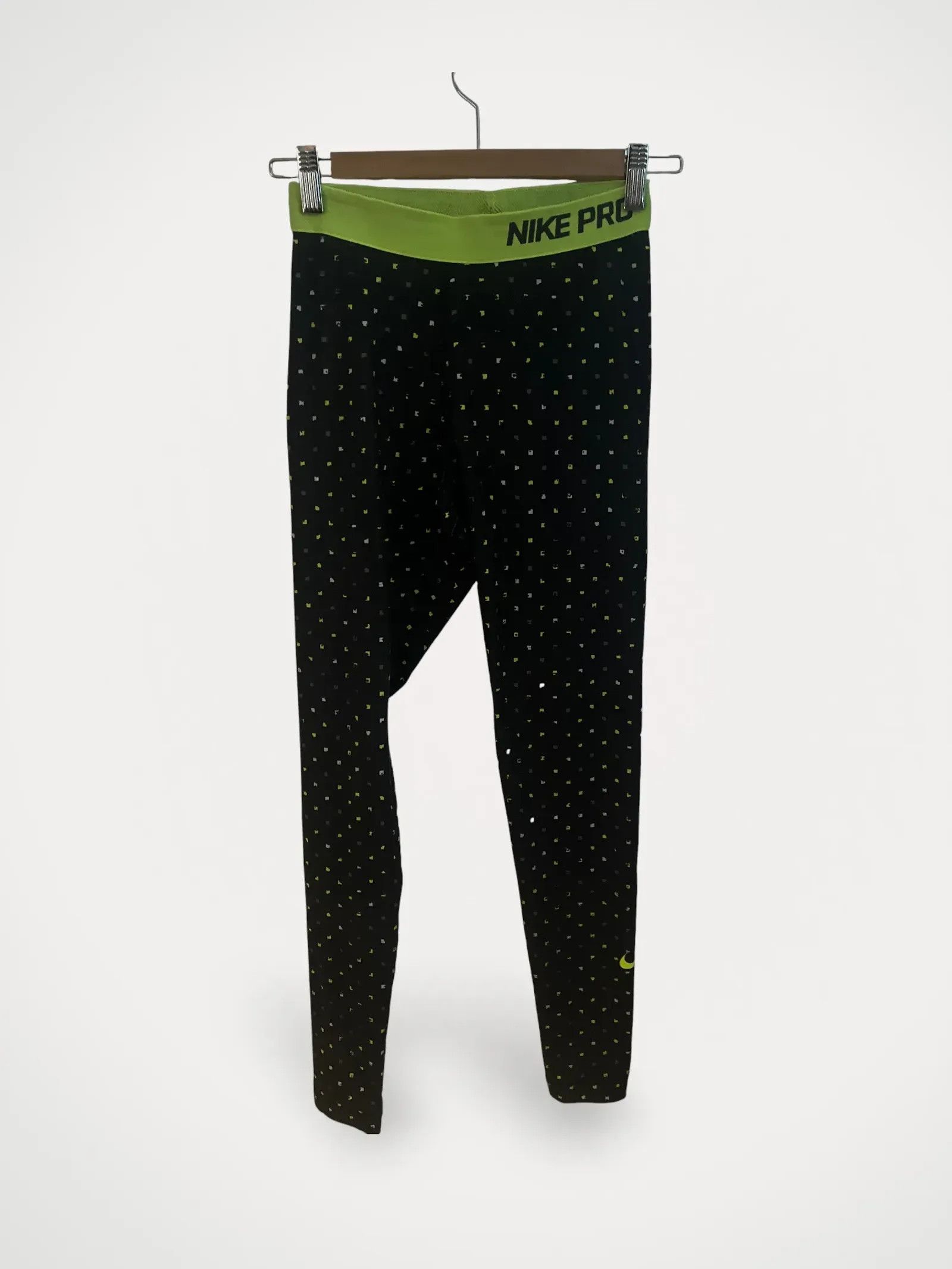 Nike Nike Sweatpants Size 27" / US 4 / IT 40 - 1 Thumbnail
