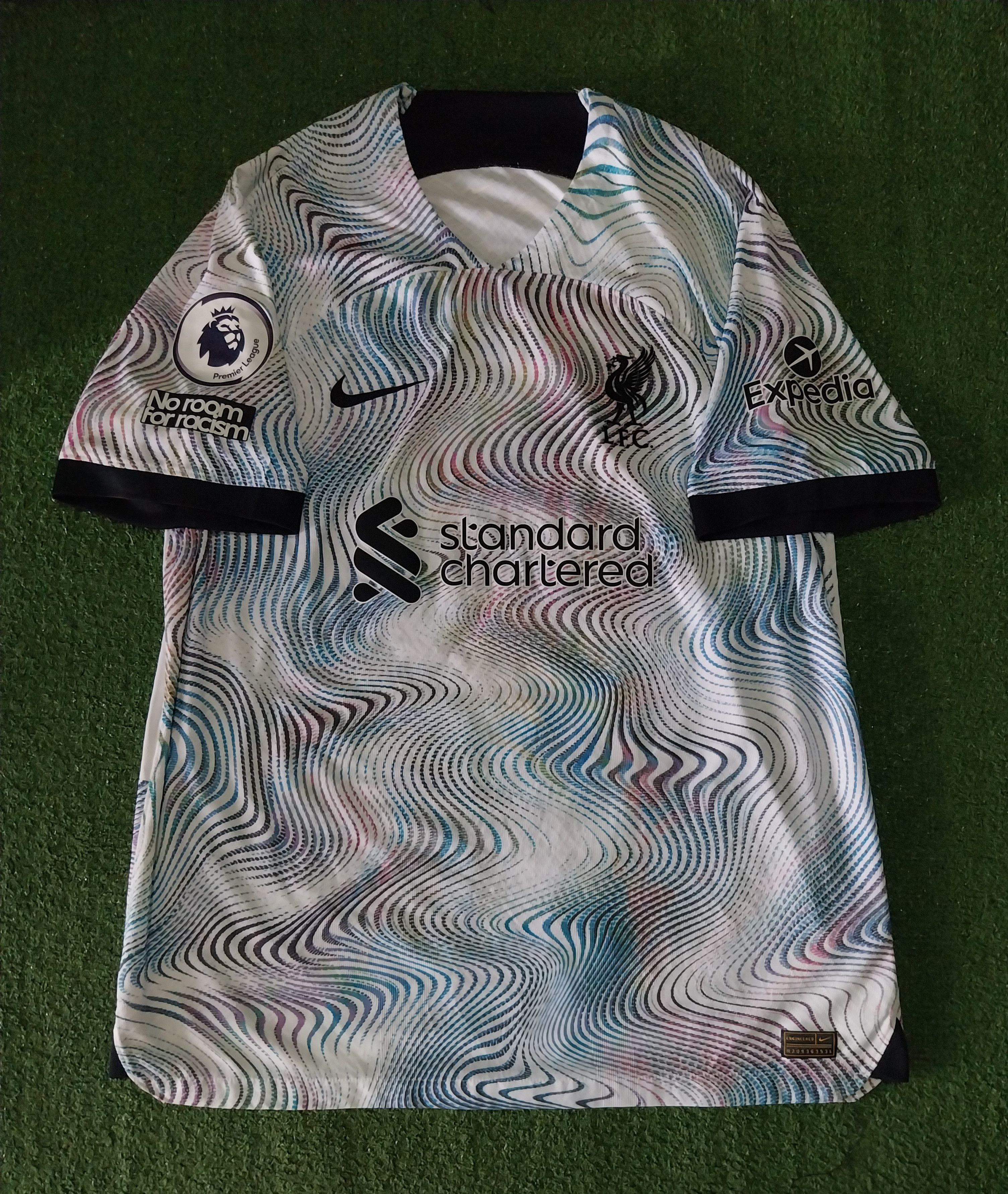 Nike Liverpool away 2022/2023 diogo jota jersey football Size US XL / EU 56 / 4 - 1 Thumbnail