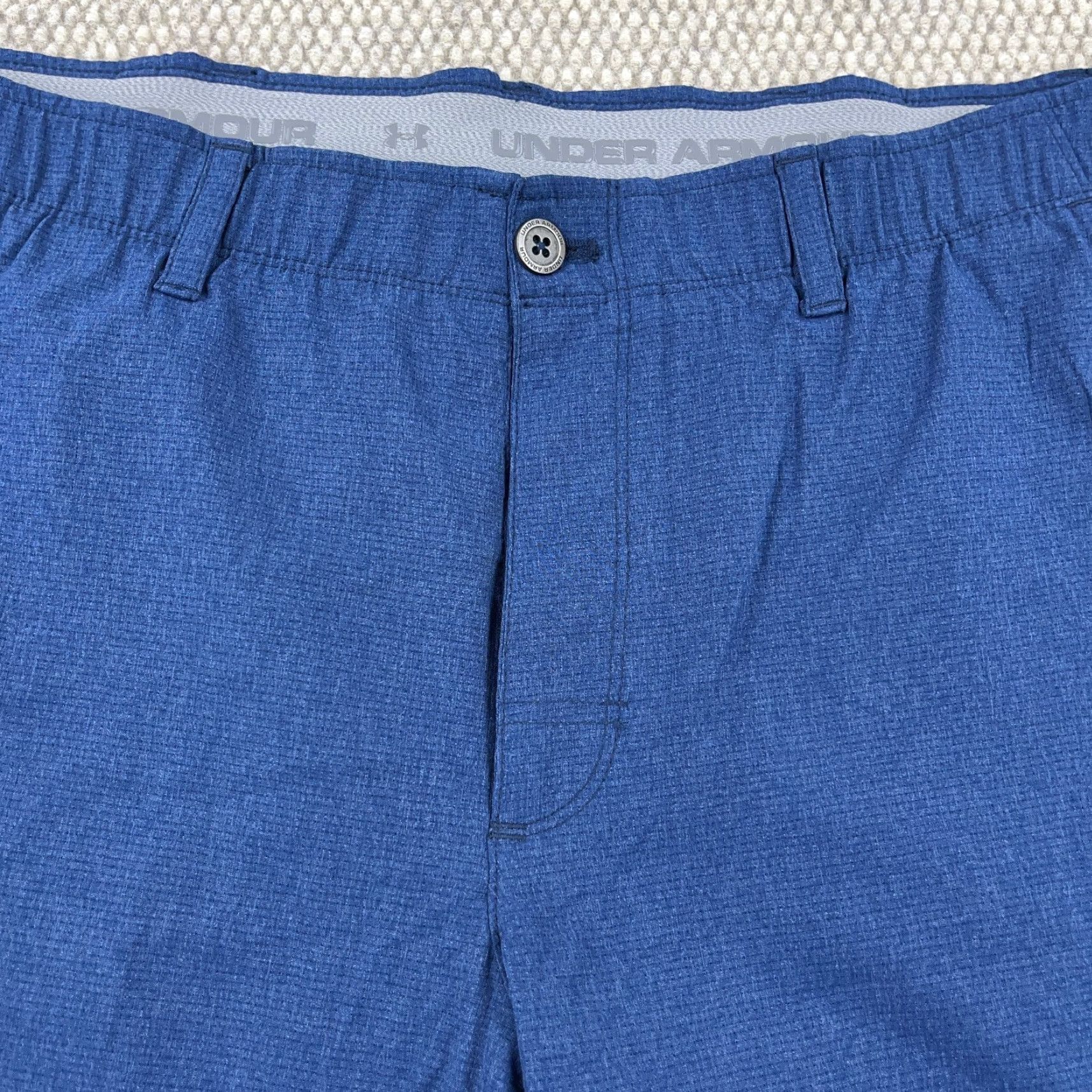 Under Armour Under Armour Chino Shorts Men 40 Navy Blue Golf Performance Loose Fit Heatgear Size US 40 / EU 56 - 6 Thumbnail