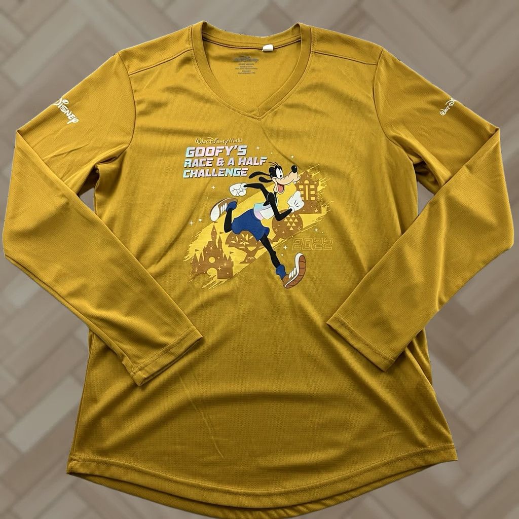 Disney Run Disney 2022 Half Marathon Long Sleeve Athletic T Shirt Men's M Gold Size US M / EU 48-50 / 2 - 1 Thumbnail