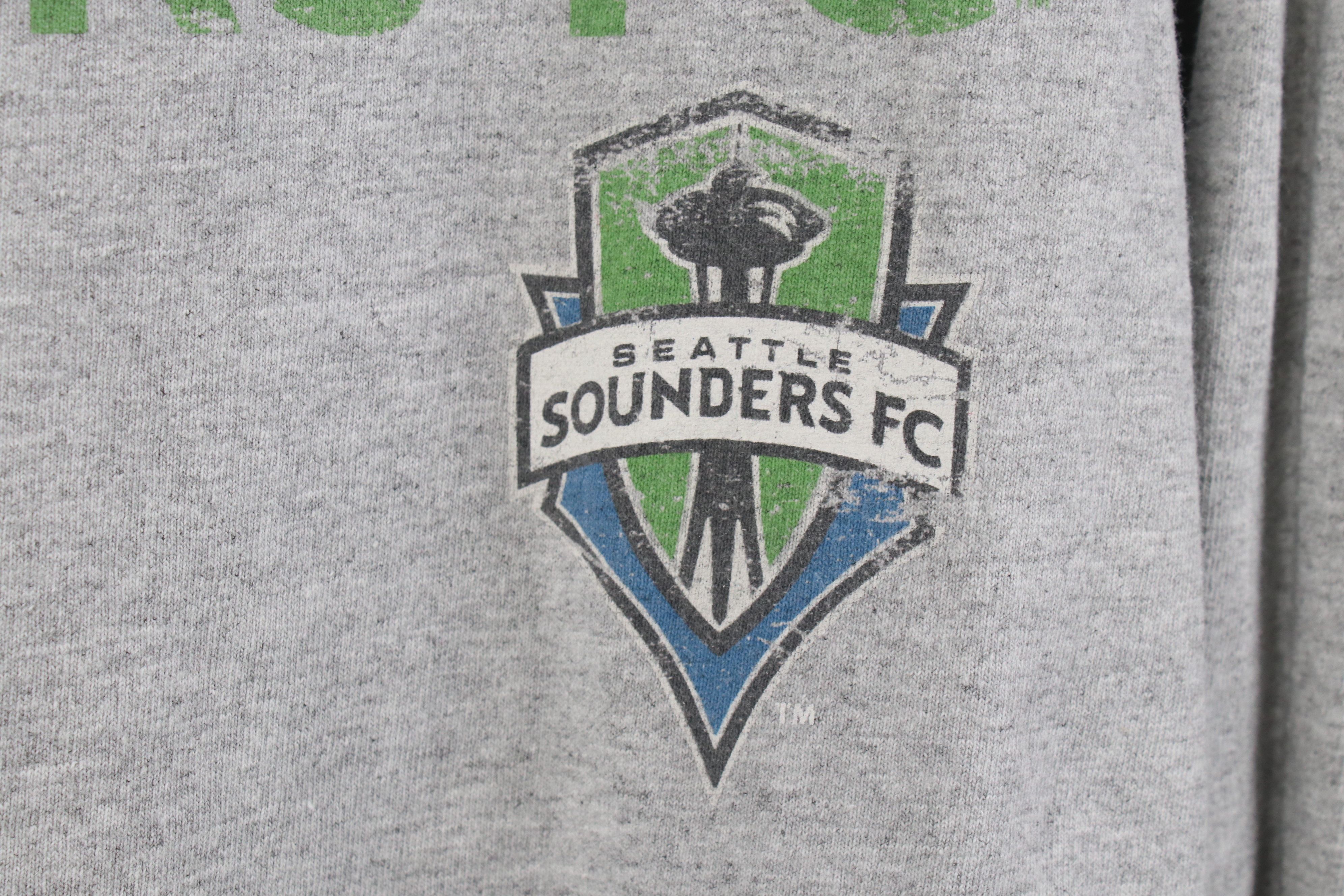 Vintage Vintage MLS Seattle Sounders FC Soccer Long Sleeve T-Shirt Size US XXL / EU 58 / 5 - 6 Thumbnail