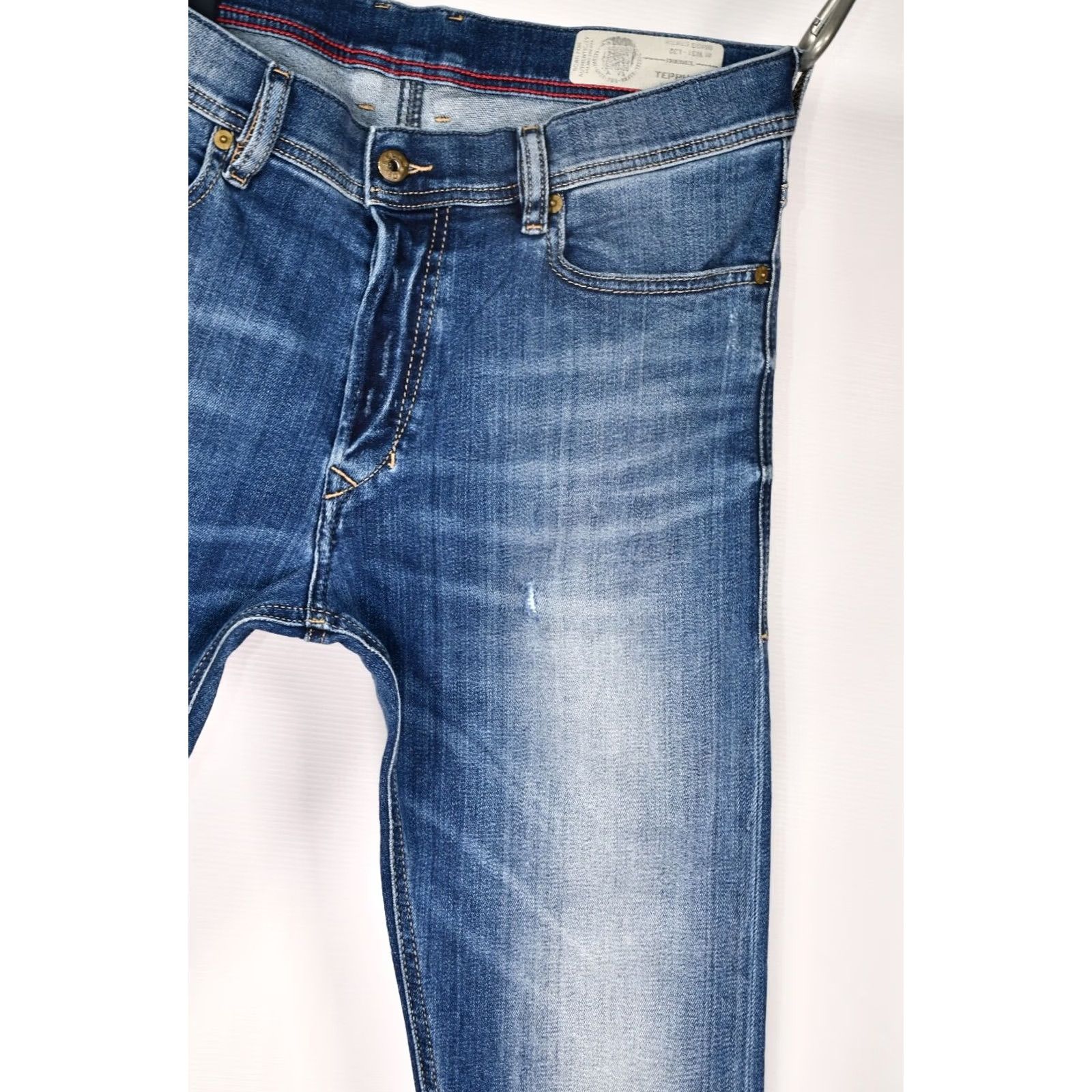 Diesel Diesel Tepphar 084GG Stretch Slim-Carrot Jeans W31 L32 Blue Men Slim 98%Cotton 2%Elastane Straight Carrot Style Denim Jeans Size US 31 - 7 Thumbnail