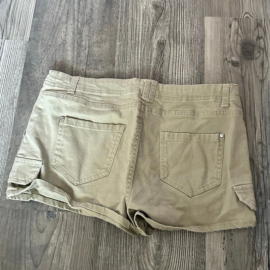 New Look new look cargo green shorts Size 28" / US 6 / IT 42 - 3 Thumbnail