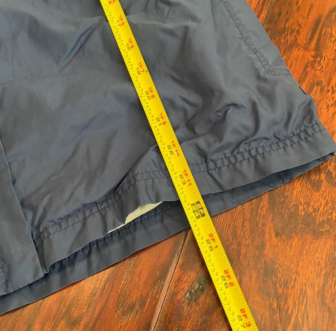 Nike L vintage y2k Nike zip up track jacket Size US L / EU 52-54 / 3 - 3 Thumbnail