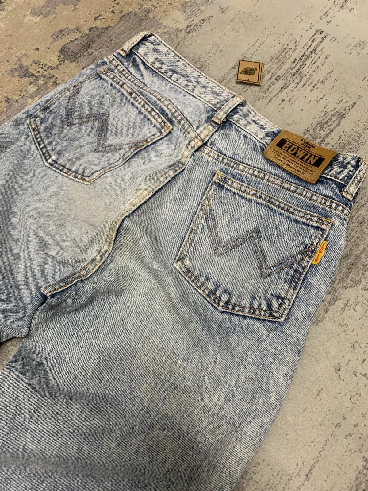 Edwin DISTRESSED EDWIN TAPERED LEG JEANS W29 Size US 29 - 10 Thumbnail
