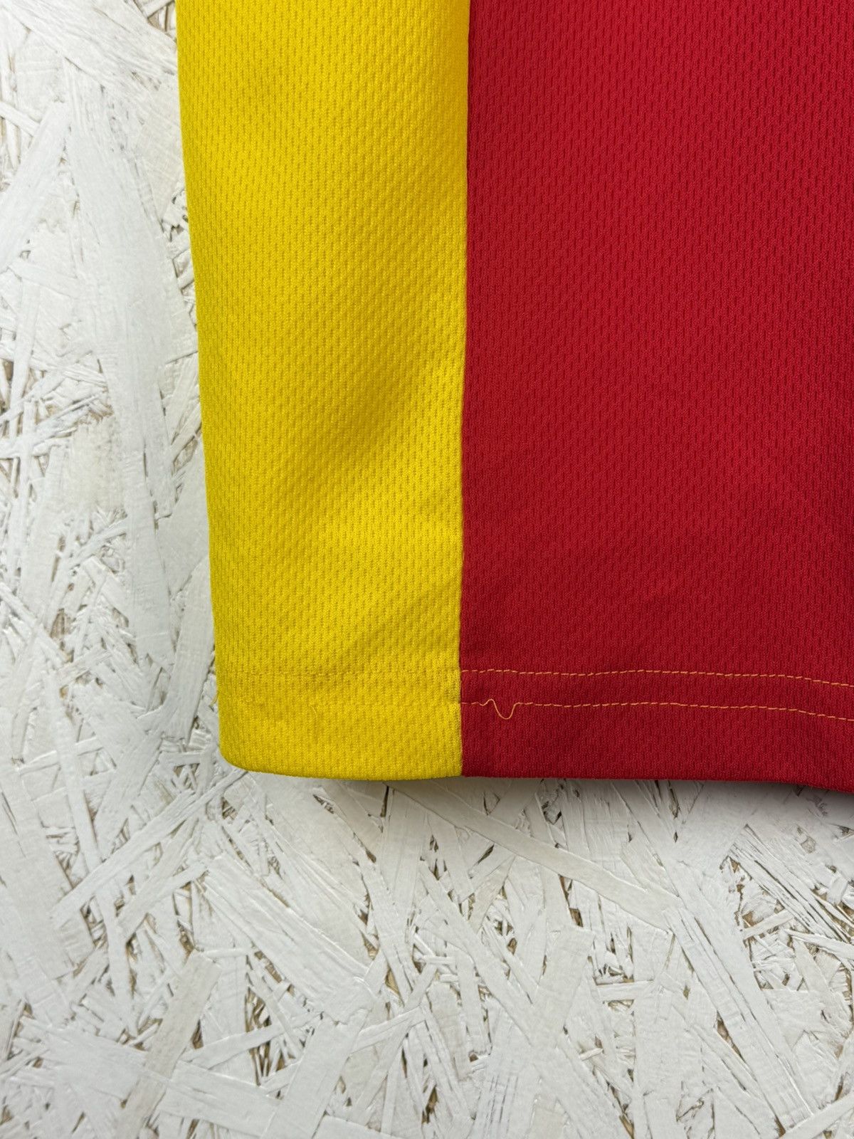 Vintage 80s 90s Galatasaray Retro #10 Handmade Rare Soccer Jersey Size US XL / EU 56 / 4 - 10 Thumbnail