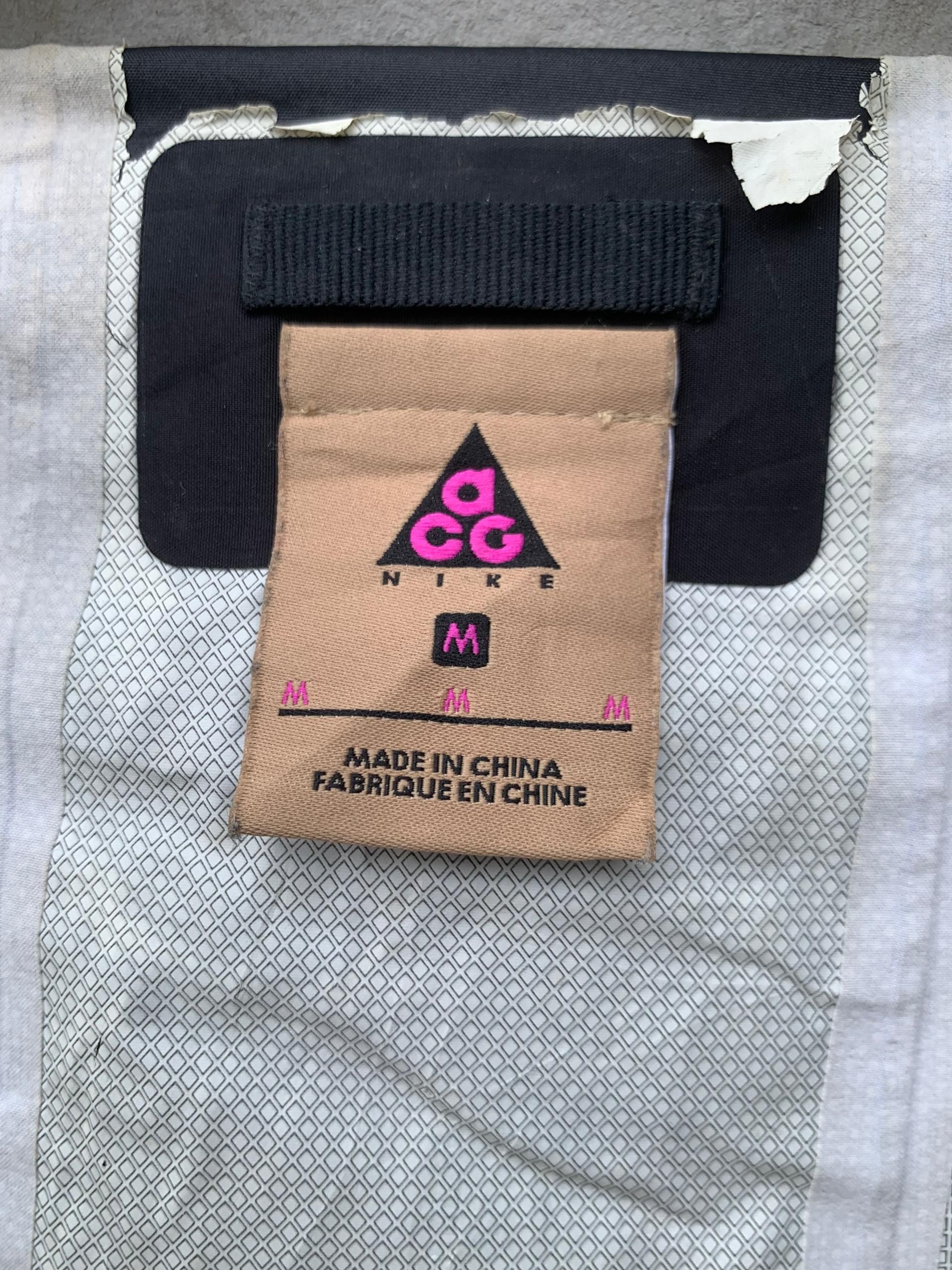 Nike × Nike ACG Vintage Nike Acg Hoodie Jacket Size US M / EU 48-50 / 2 - 6 Thumbnail