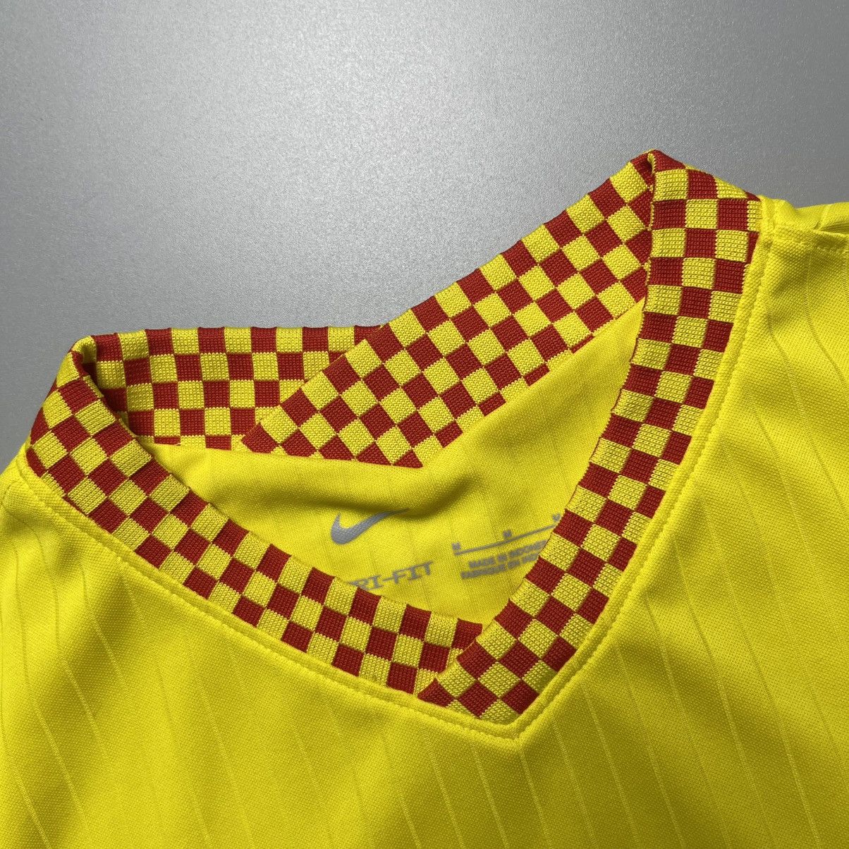 Nike × Vintage LIVERPOOL NIKE 2021/2022 FOOTBALL THIRD JERSEY #11 SALAH Size US M / EU 48-50 / 2 - 6 Thumbnail