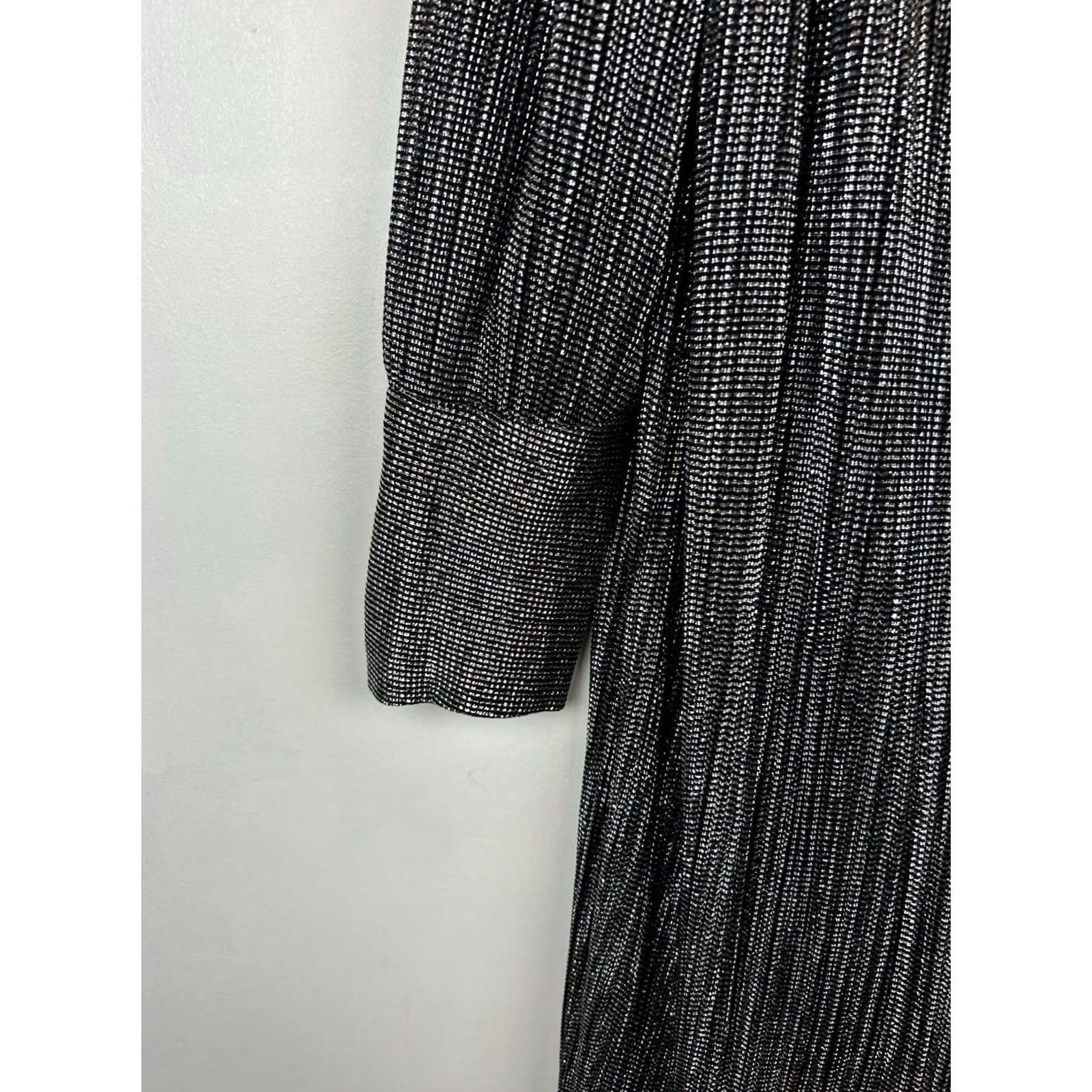 Vintage VINTAGE Virgo II Midi Dress Women 12 Shift Silver Metallic Solid Long Sleeve Party Cocktail Dress Womens Choice Size XL / US 12-14 / IT 48-50 - 4 Thumbnail