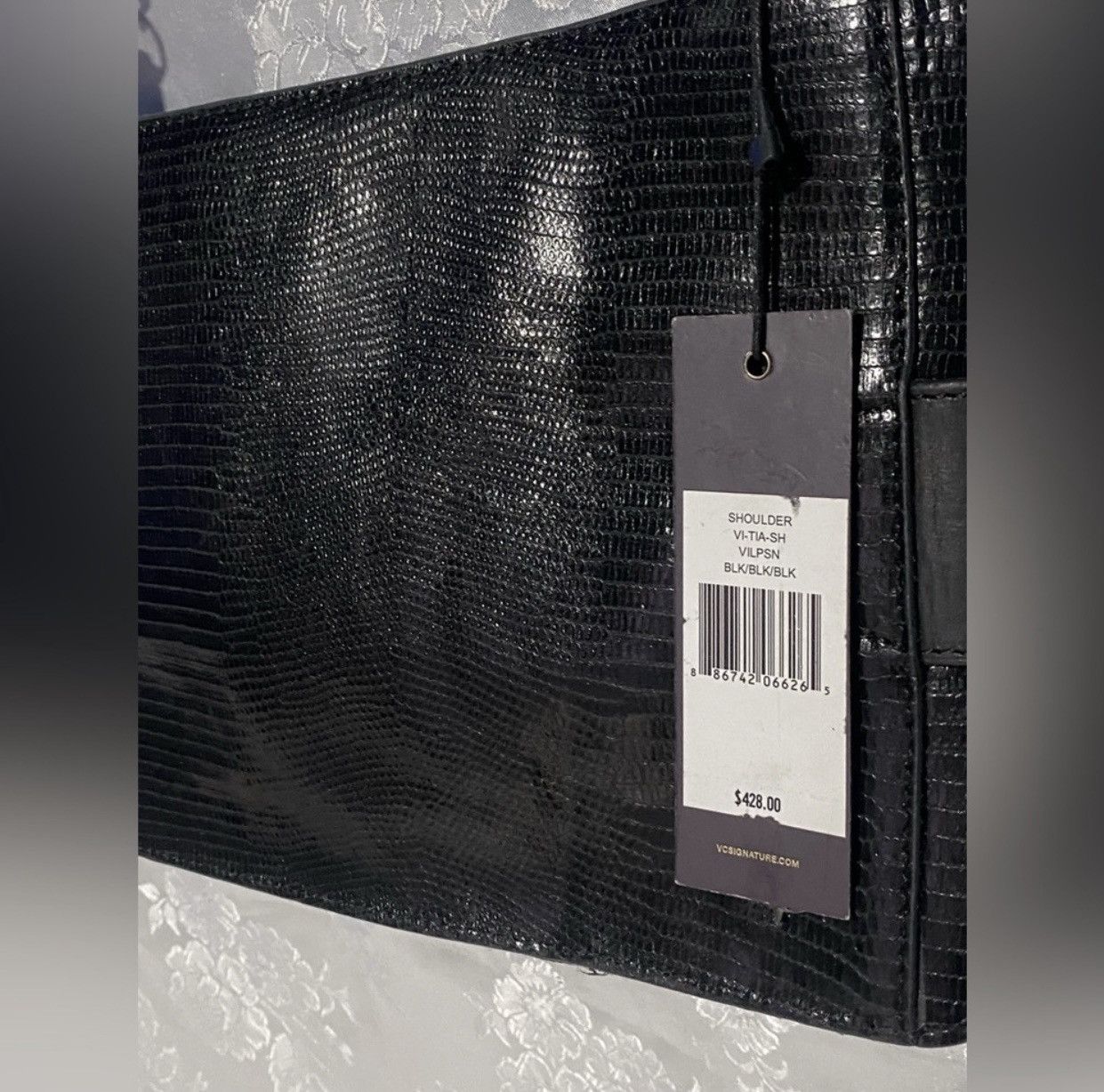 Vince Camuto Vince Camuto Signature Snakeskin Leather Chain Shoulder Bag Size ONE SIZE - 8 Thumbnail