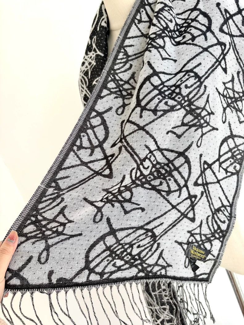 Vivienne Westwood Vivienne Westwood Earthstar scarf with black and white pol Size ONE SIZE - 6 Thumbnail