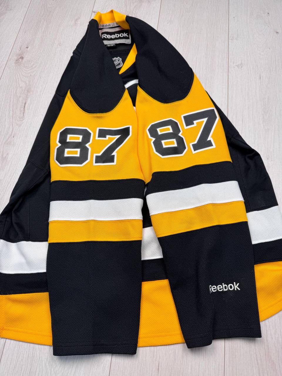 Other Reebok Pittsburgh Penguins #78 CROSBY Hockey Jersey size M Size US M / EU 48-50 / 2 - 8 Thumbnail