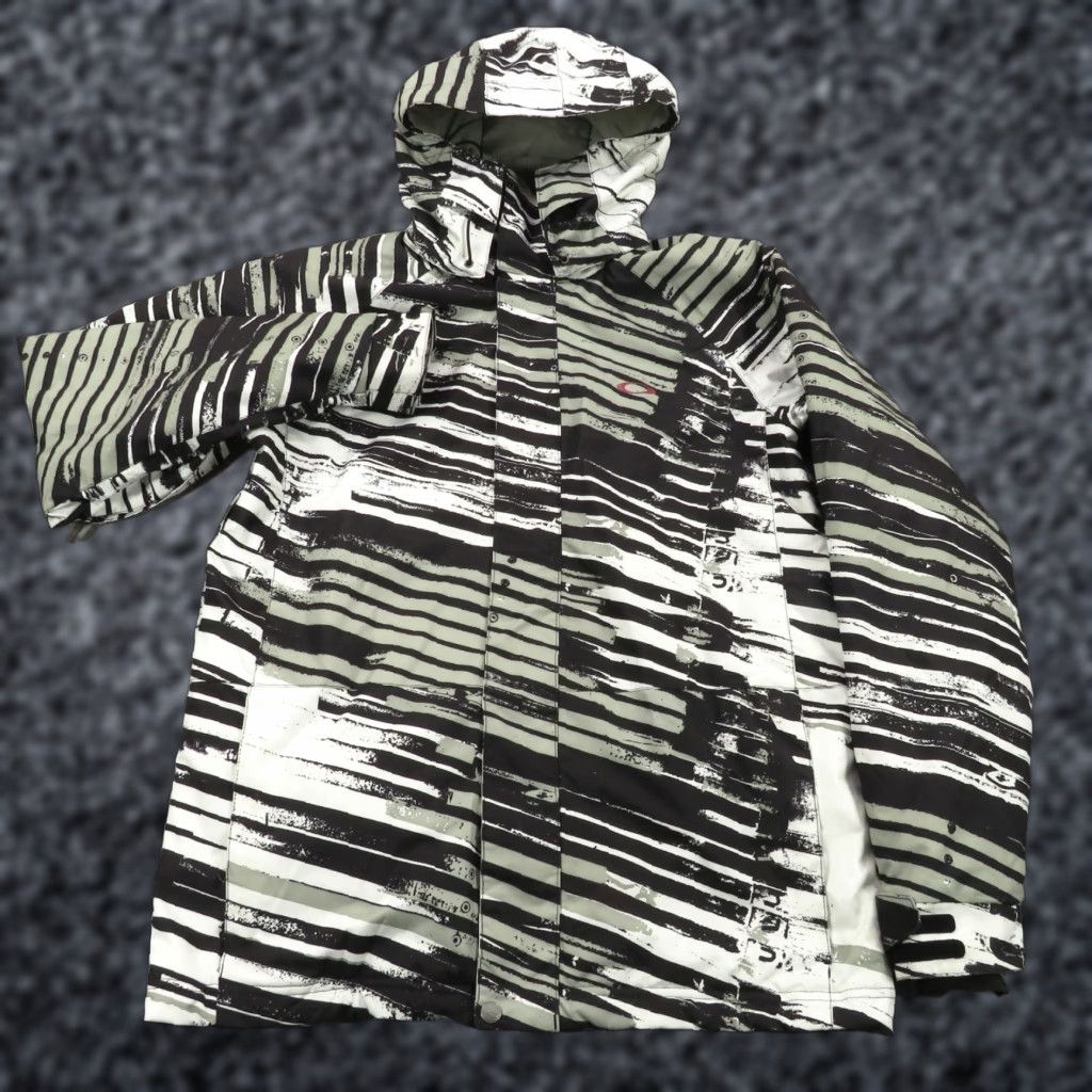 Oakley Oakley Jacket Mens Small Snowboard Digi Tiger Camo Black Ski Anorak Coat Zip Y2K Size US S / EU 44-46 / 1 - 1 Thumbnail
