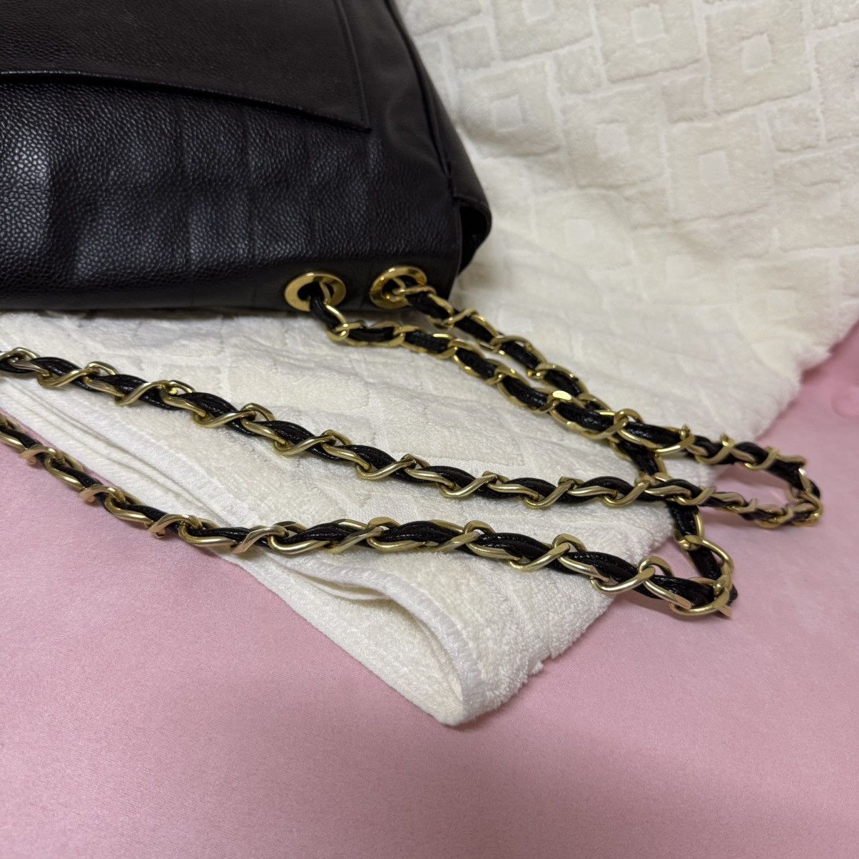 Chanel JUMBO MADEMOISELLE SINGLE FLAP GHW VERTICAL QUILTED CAVIAR Size ONE SIZE - 10 Thumbnail