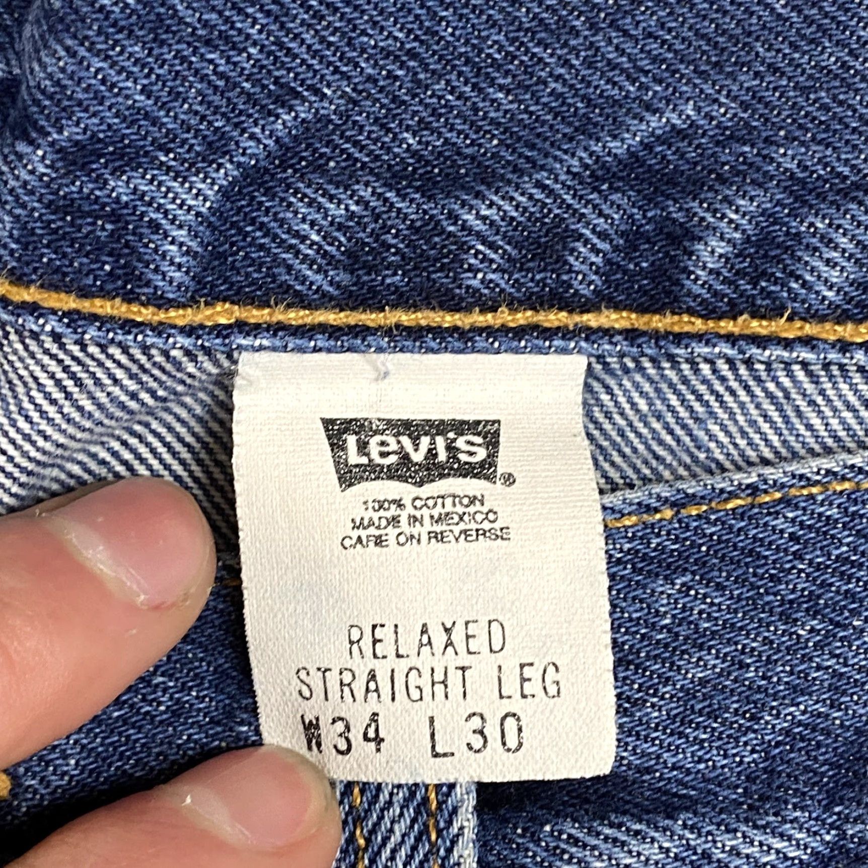 Levi's VINTAGE Levi's 901 Straight Leg Jeans 34x30 Medium Wash Distressed 90s Mens Size US 34 / EU 50 - 7 Thumbnail