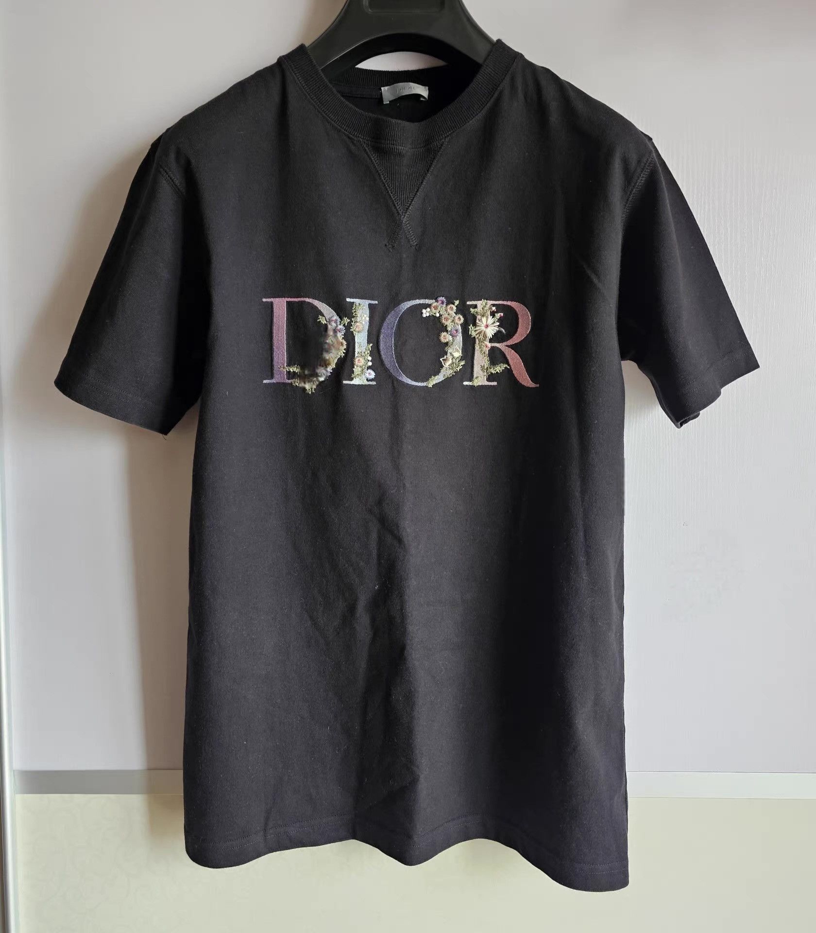 Dior Dior black floral embroidered logo short-sleeve T-shirt, Size US M / EU 48-50 / 2 - 1 Thumbnail