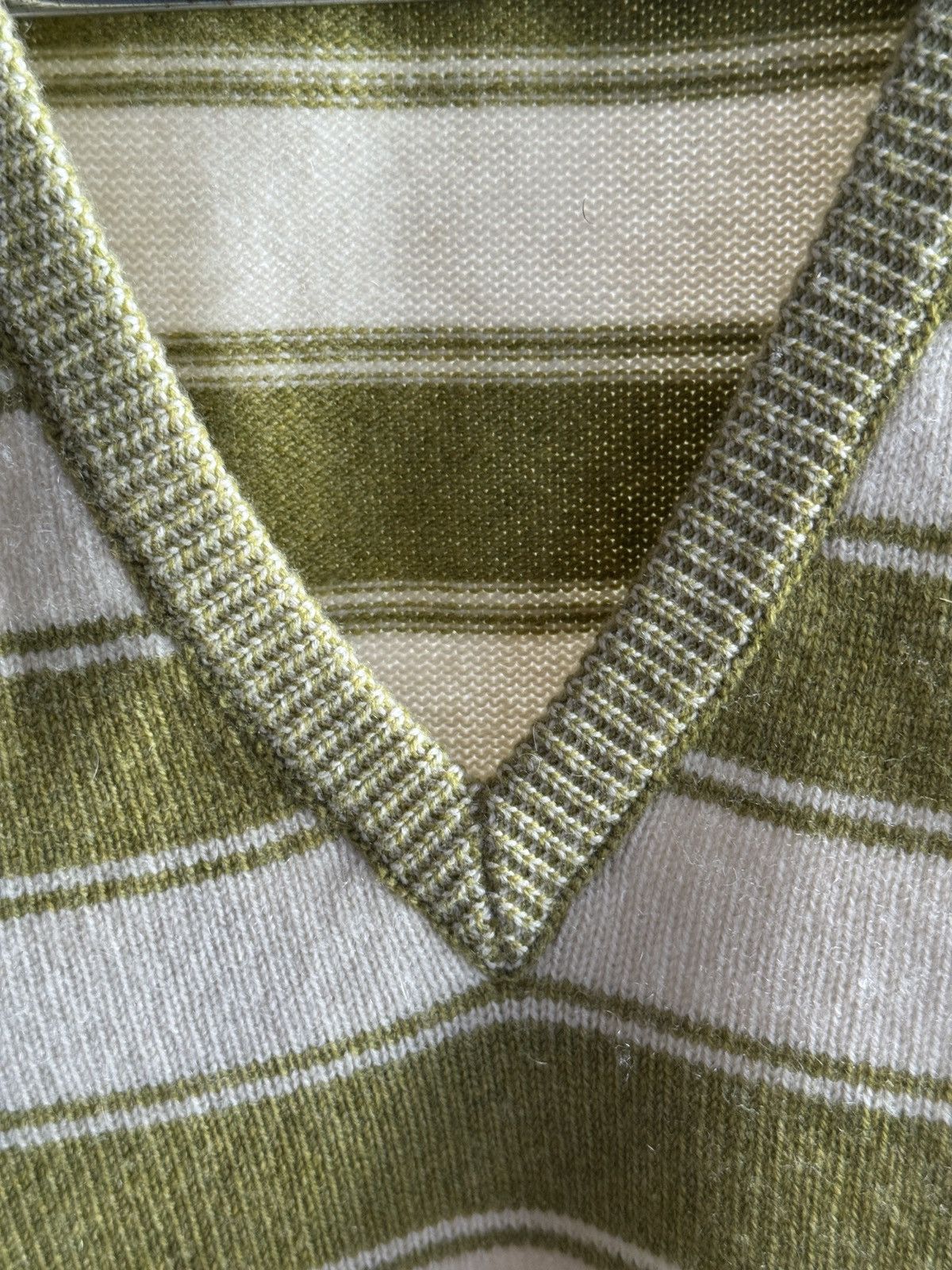 Yves Saint Laurent Yves Saint Laurent Sample Cashmere Striped Vest Size US S / EU 44-46 / 1 - 8 Thumbnail