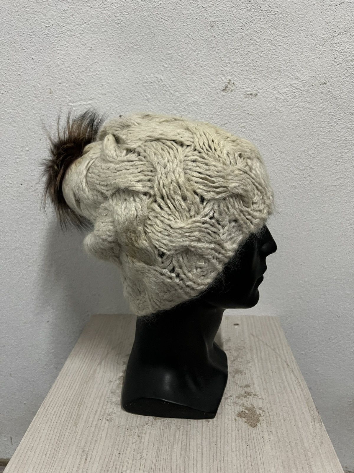 Coach Vintage Coach Knit Handmade Beanie Hat Size ONE SIZE - 4 Thumbnail