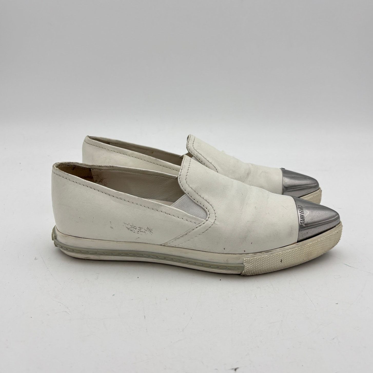 Miu Miu Miu Miu Leather Metal Point Cap Toe Slip On Shoes 35.5 / 5.5 Size US 5.5 / IT 35.5 - 3 Thumbnail