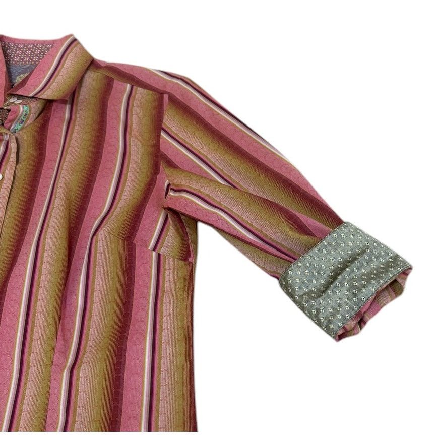 Robert Graham Robert Graham Shirt Women Small Pink Button Up Striped Size S / US 4 / IT 40 - 5 Thumbnail