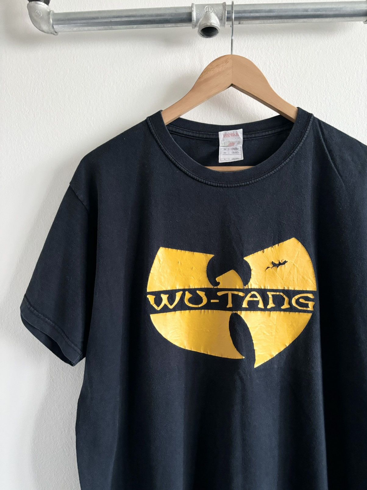 Vintage WU TANG Faded T Shirt Rap Tee