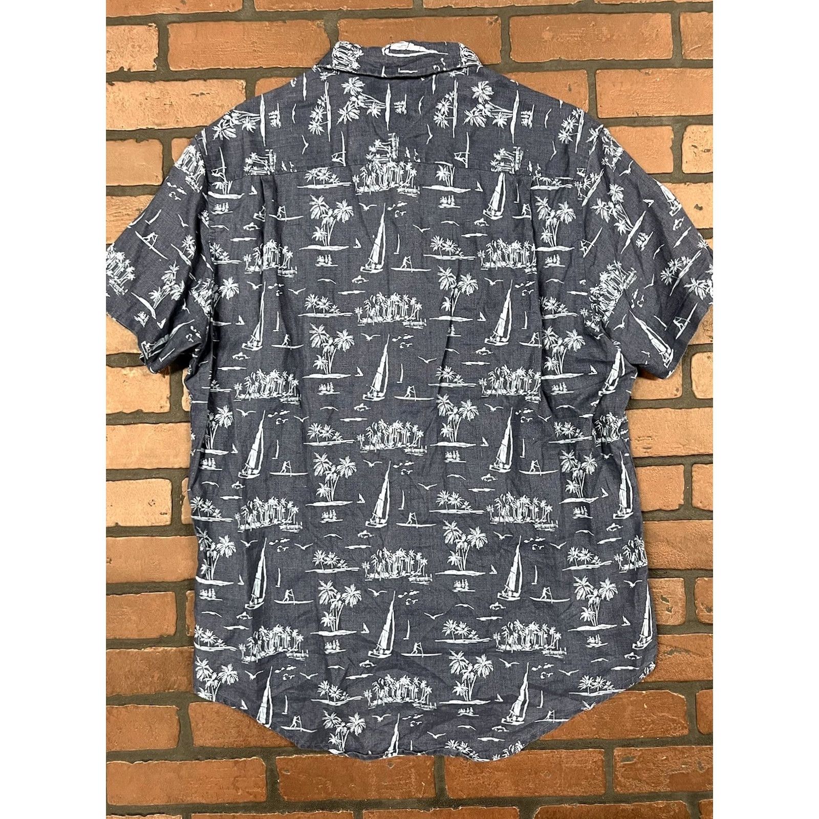 Tommy Hilfiger Tommy Hilfiger Hawaiian Button-Down Short Sleeve Shirt Blue Men’s L Size US L / EU 52-54 / 3 - 4 Thumbnail