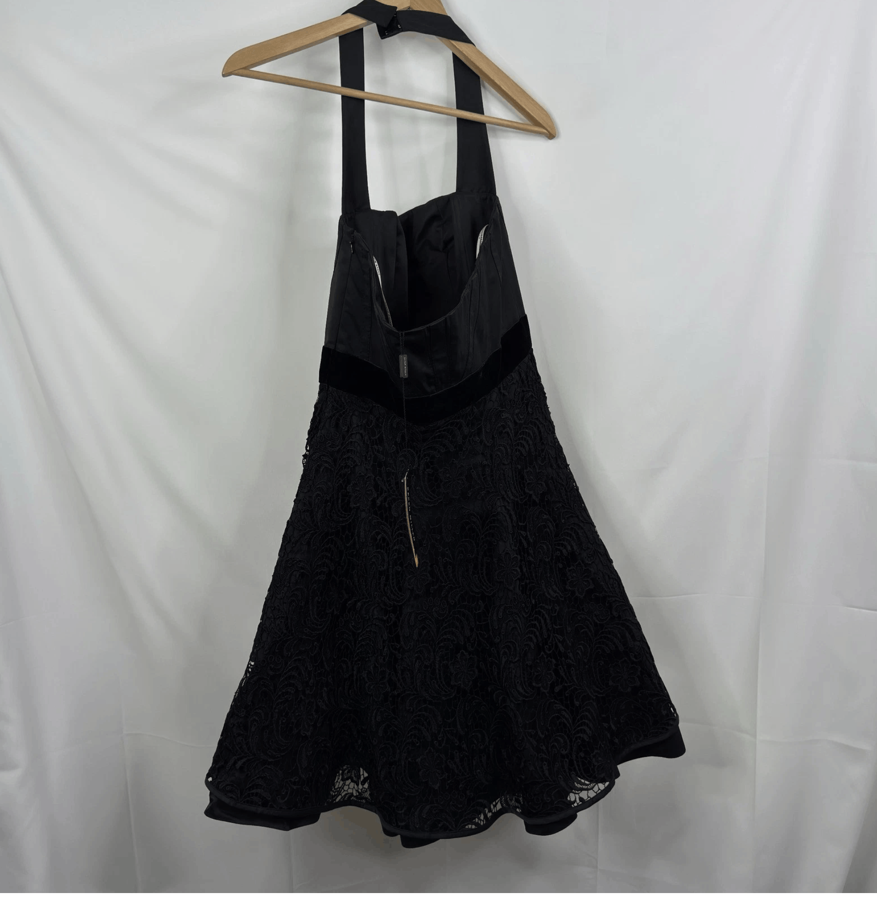 Karen Millen Karen Millen Black Halter Lace Fit Flare Party Dress NWT Size M / US 6-8 / IT 42-44 - 13 Thumbnail