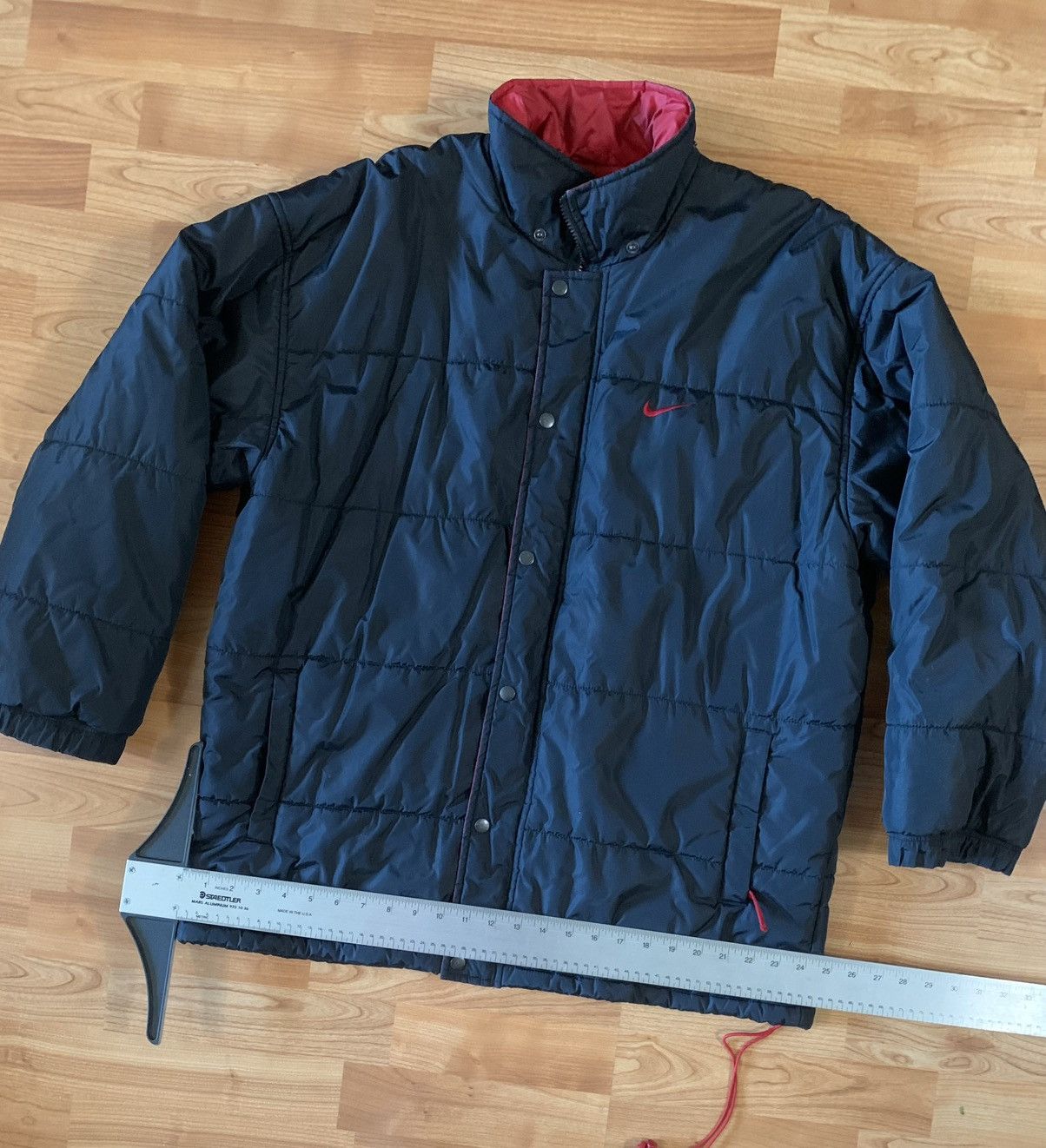 Nike Nike puffer jacket Size M #puffer #winterwear vintage y2k Size US M / EU 48-50 / 2 - 2 Thumbnail