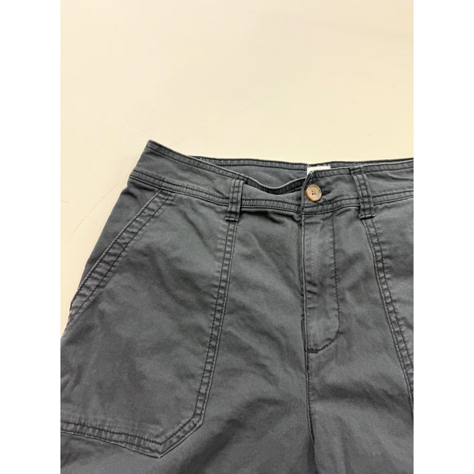 Gap Gap Womens Girlfriend Khaki Crop Straight Leg Pants Gray 6 Twill Casual with Pockets Stretch Cotton Spandex Size 28" / US 6 / IT 42 - 2 Thumbnail