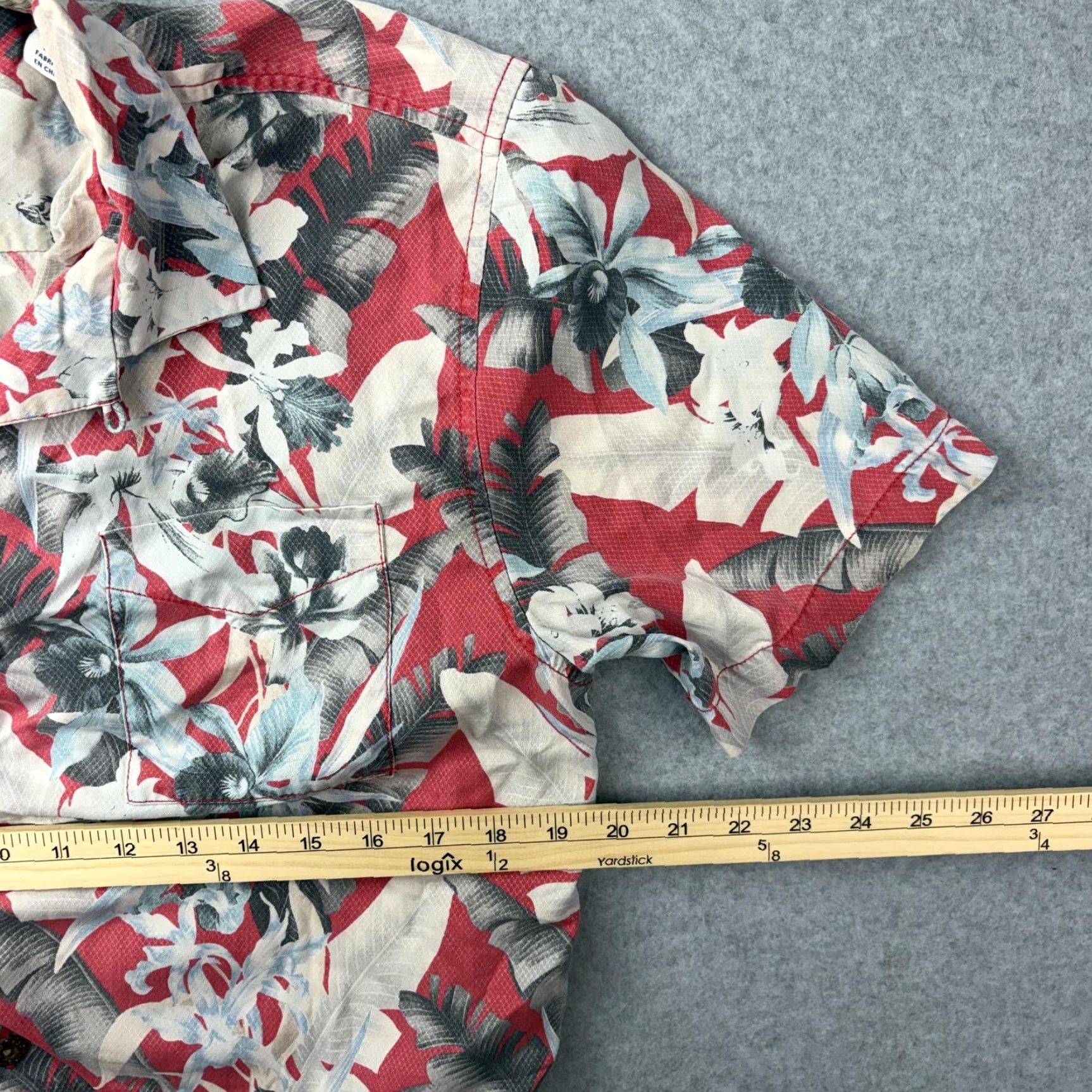 Tommy Bahama Tommy Bahama Shirt Mens S Red Floral Hawaiian Short Sleeve Button Front Shirt Size US S / EU 44-46 / 1 - 2 Thumbnail