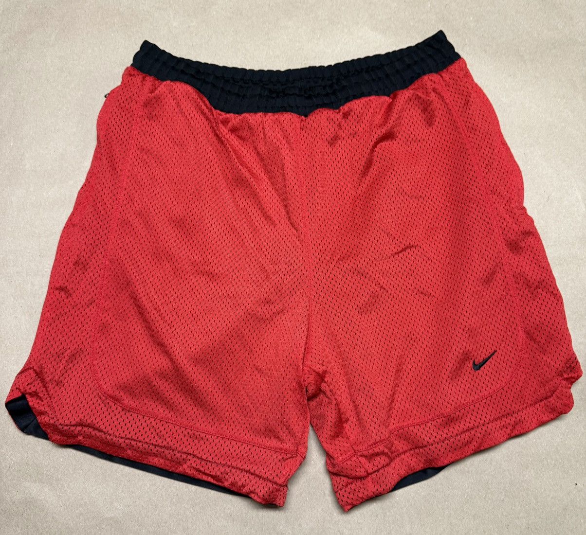 Nike Nike DriFit Reversible Basketball Shorts Black size XL Rare! Size US 38 / EU 54 - 3 Thumbnail