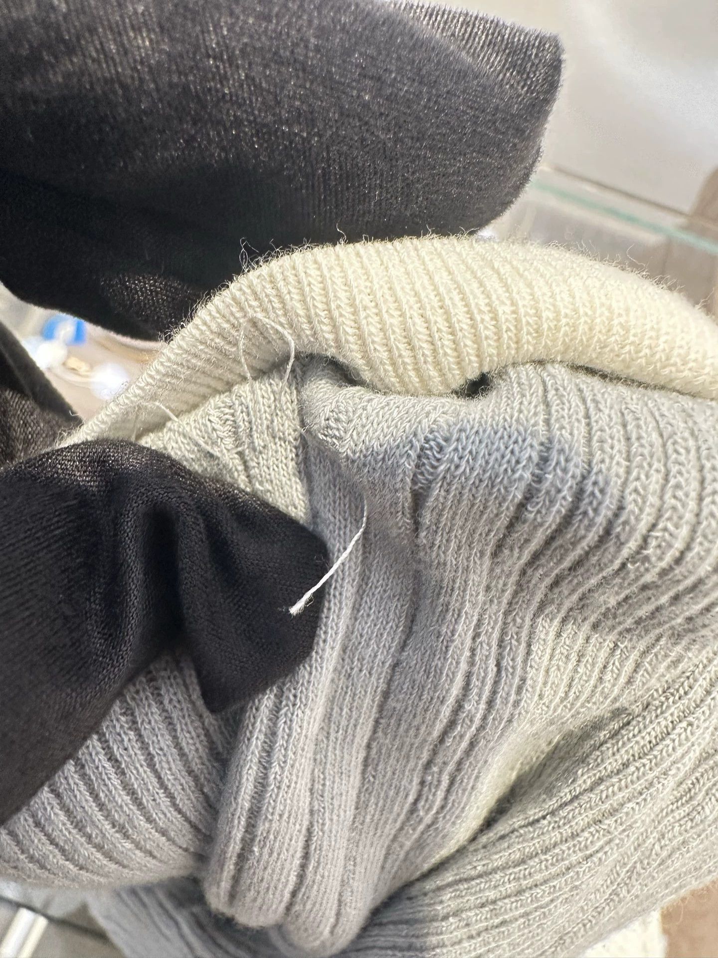 Chanel Chanel gray knit cardigan 34 used Size XS / US 0-2 / IT 36-38 - 5 Thumbnail