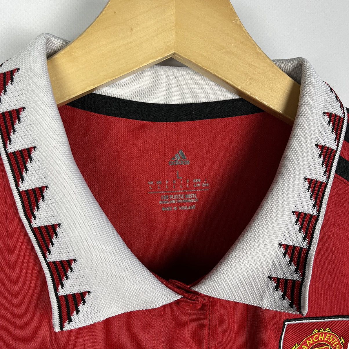 Adidas Adidas Manchester United 22/23 Soccer Jersey Polo Home Kit Size L / US 10 / IT 46 - 5 Thumbnail