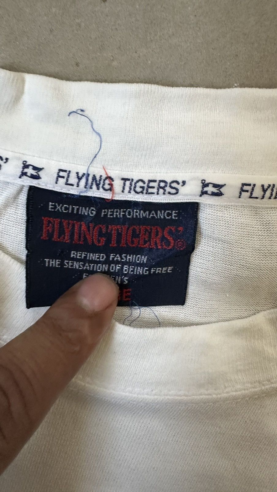 Vintage VINTAGE FLYING TIGERS JAPAN TEE Size US L / EU 52-54 / 3 - 4 Thumbnail