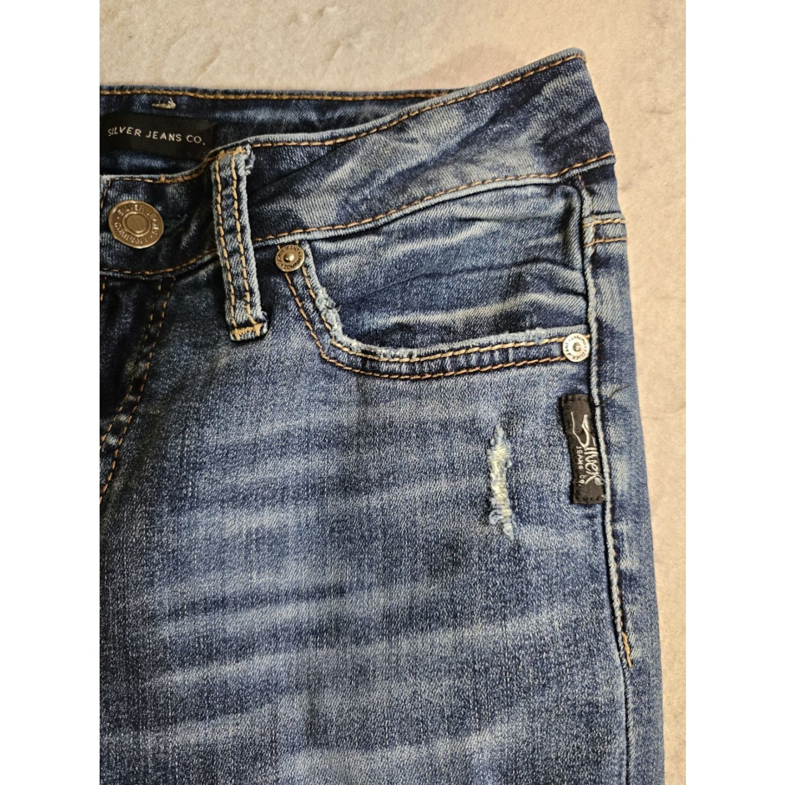 Silver Jeans Co. Silver Jeans Signature Suki Slim Denim Jeans Women's W28 L27 Medium Wash Clothing Jeans Size 28" / US 6 / IT 42 - 4 Thumbnail