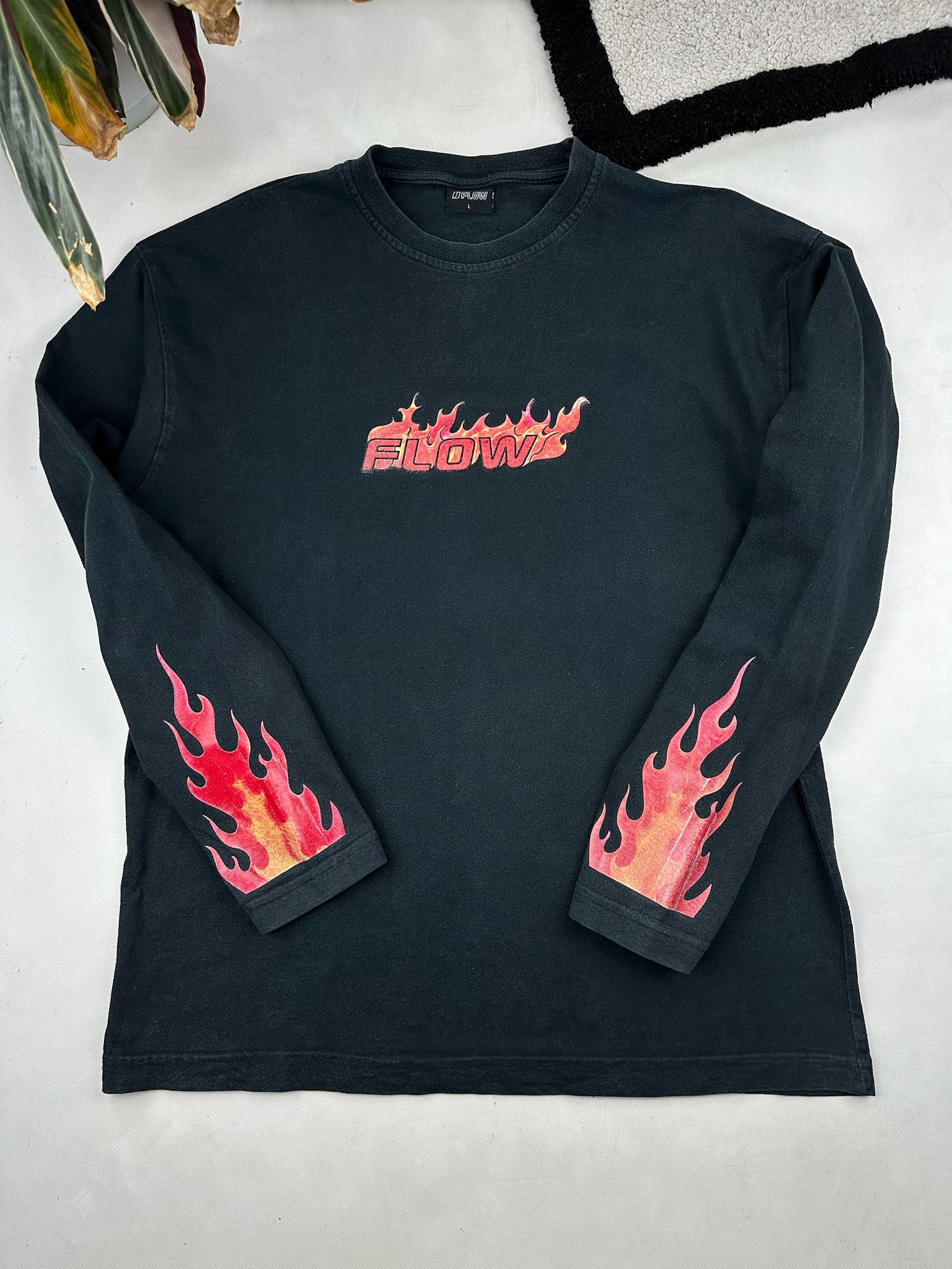 Vintage Vintage Flame LongSleeve Shirt skate y2k Size US XL / EU 56 / 4 - 1 Thumbnail