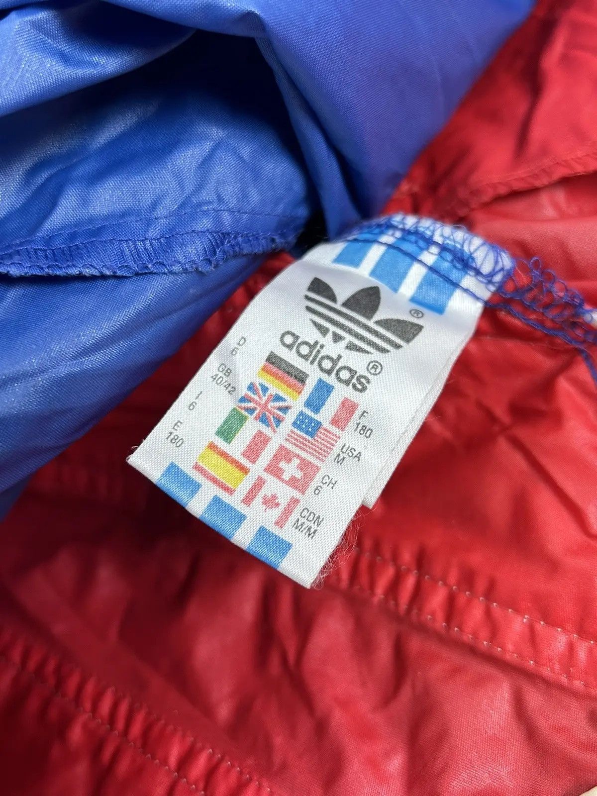 Adidas 90s Vintage Bayern Munchen Packable 1993/94 Rain Jacket Size US L / EU 52-54 / 3 - 16 Thumbnail