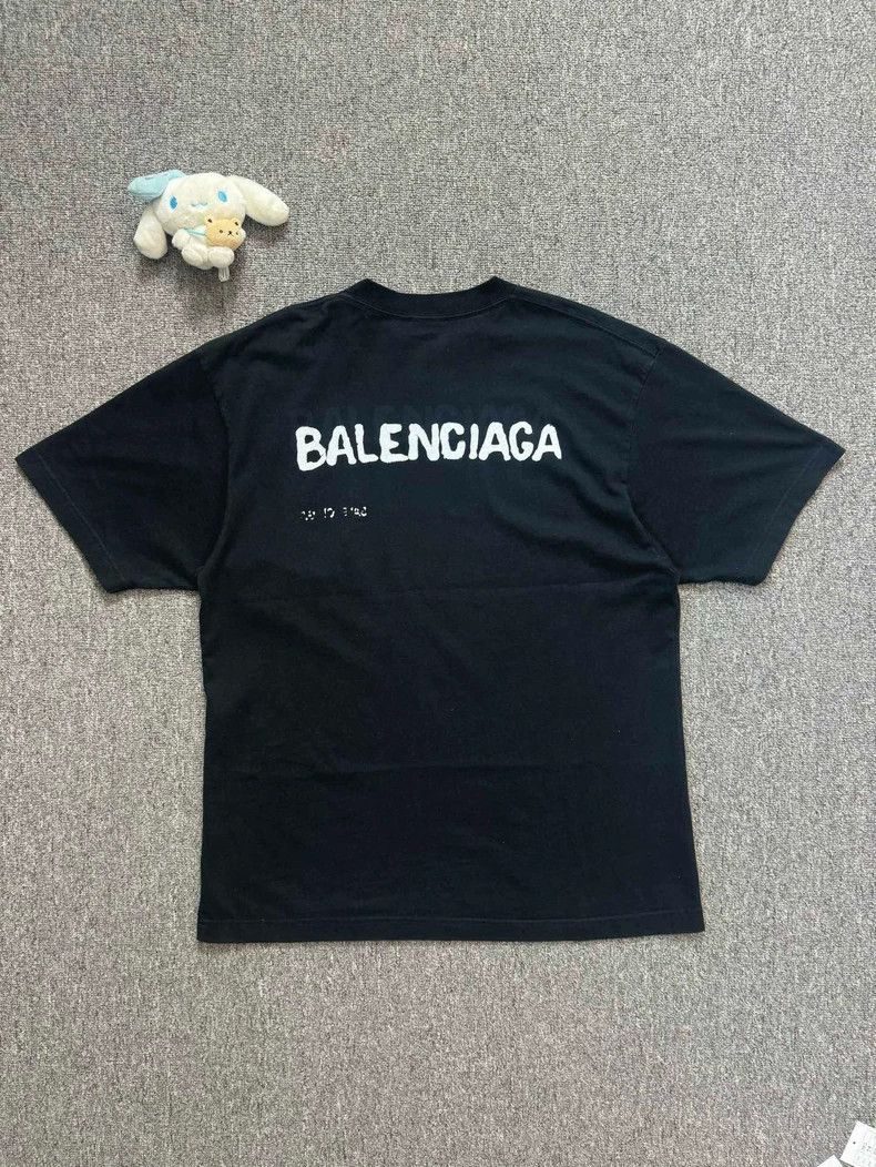Balenciaga Balenciaga Blurred letter logo short sleeve 2502-Nextarrow Size US XS / EU 42 / 0 - 2 Thumbnail