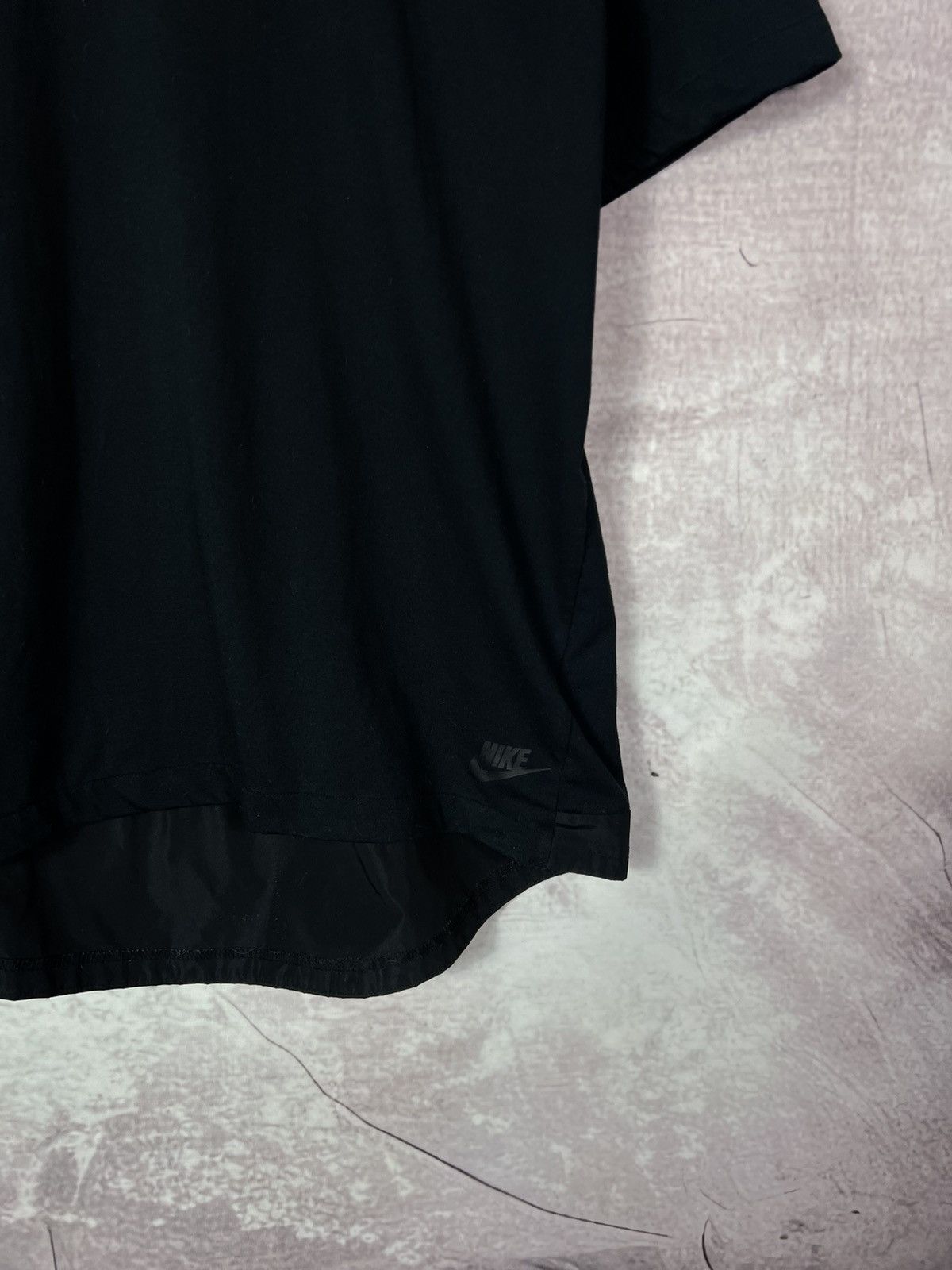 Nike Nike Tech Bonded Tshirt with Secret Pocket Size US L / EU 52-54 / 3 - 4 Thumbnail