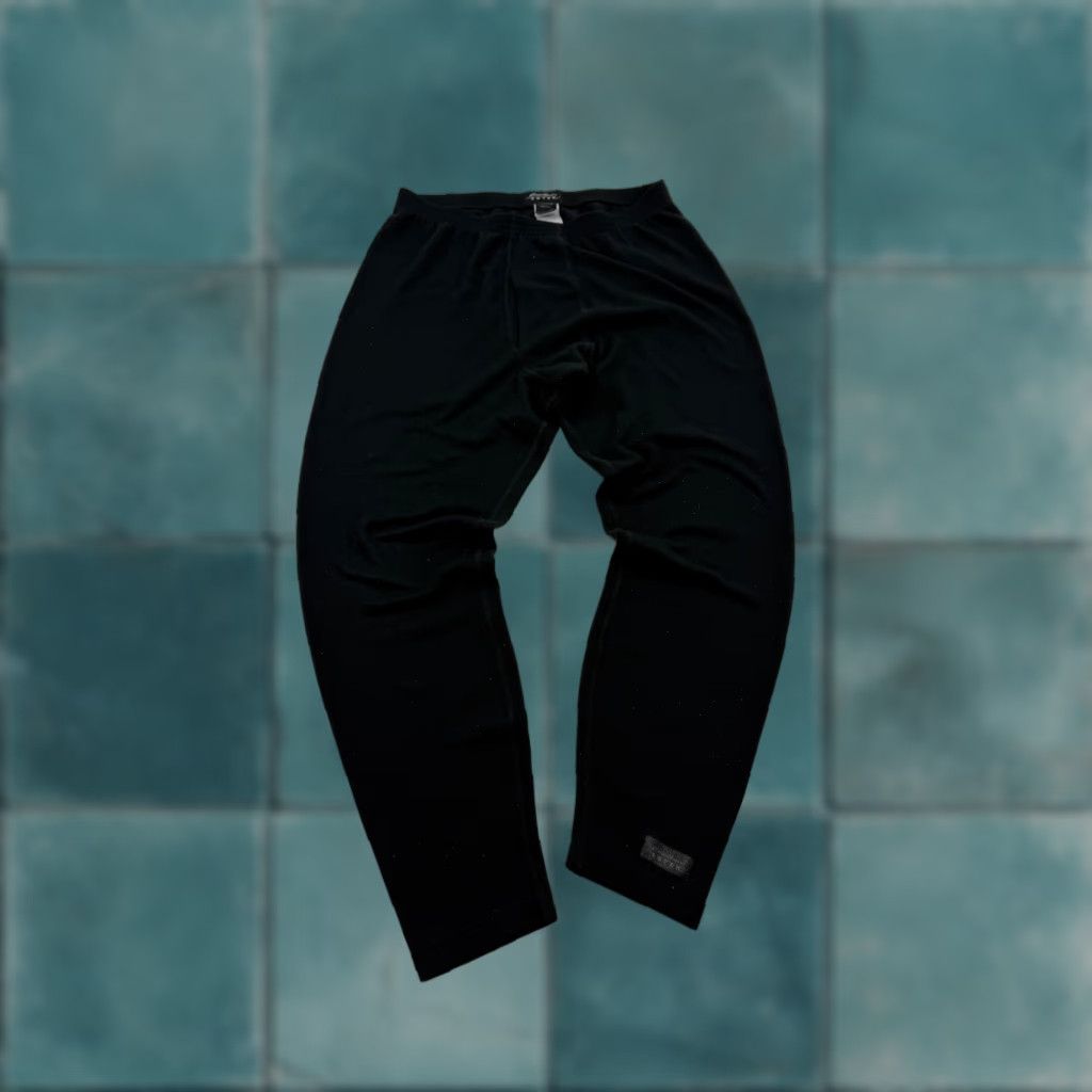 Eddie Bauer Eddie Bauer Pants Mens Large Black Ebtek Activewear Elastic Waist Skinny Pull On Pants Mens Large Black Ebtek Activewear Elastic Waist Skinny Pull On Size US 33 - 1 Thumbnail