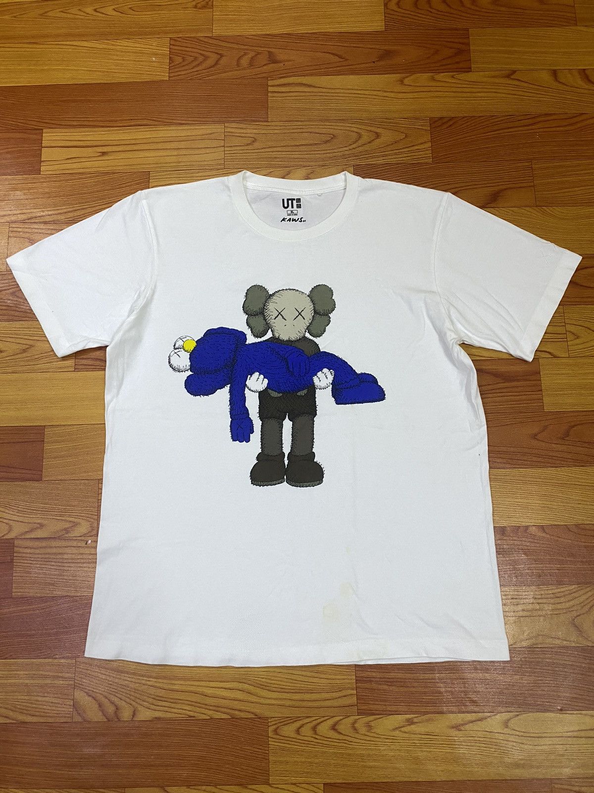 Japanese Brand × Uniqlo Kaws Elmo x Uniqlo Tee Size US L / EU 52-54 / 3 - 1 Thumbnail
