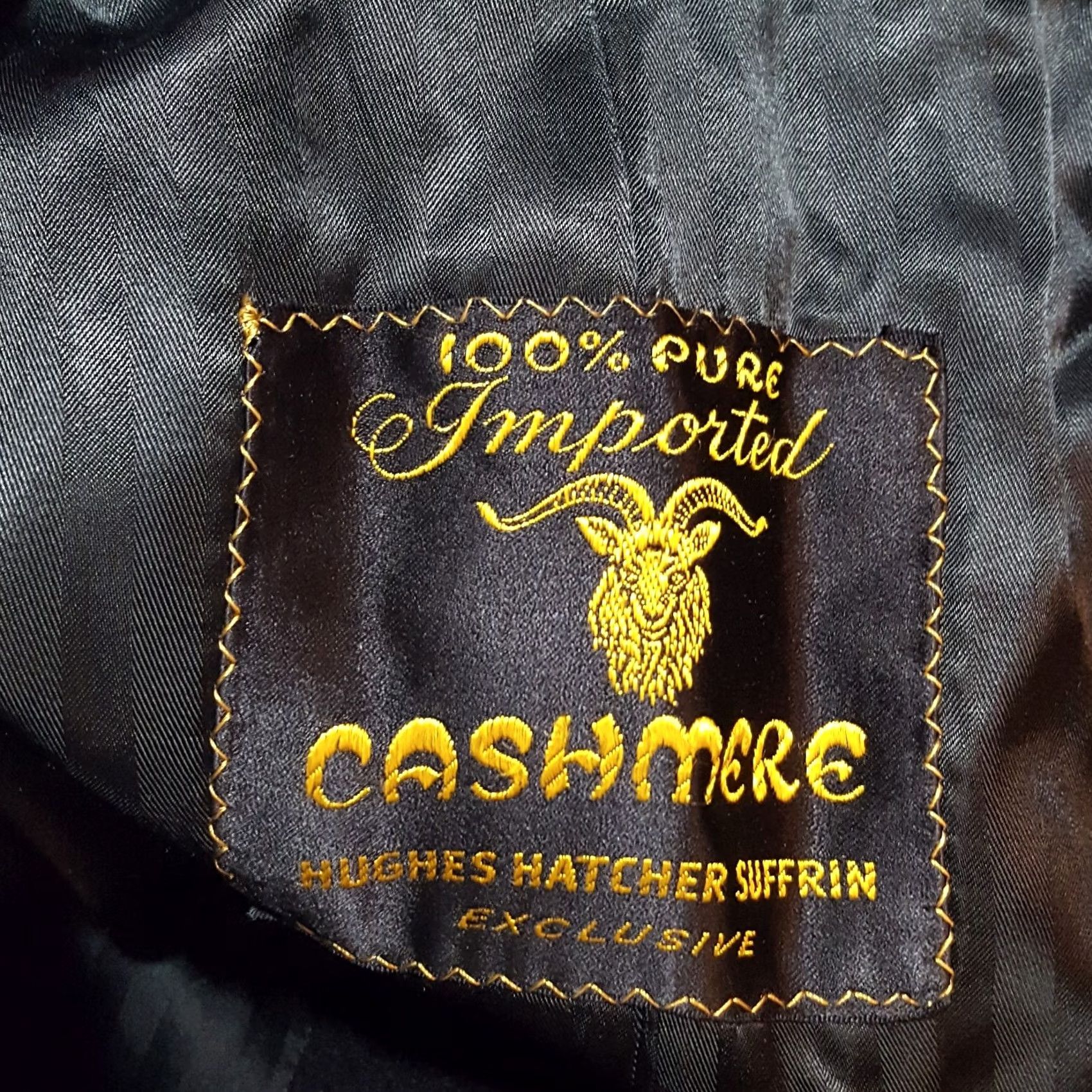 Vintage Alpacuna Cashmere Men's Large Black Overcoat Peacoat Wool 3 Button Luxury Soft Size US L / EU 52-54 / 3 - 6 Thumbnail