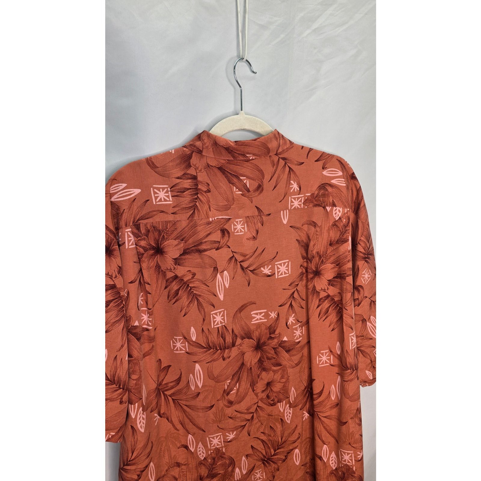 Tommy Bahama Tommy Bahama Men's Large Silk Tropical Button Up Shirt Size US L / EU 52-54 / 3 - 7 Thumbnail