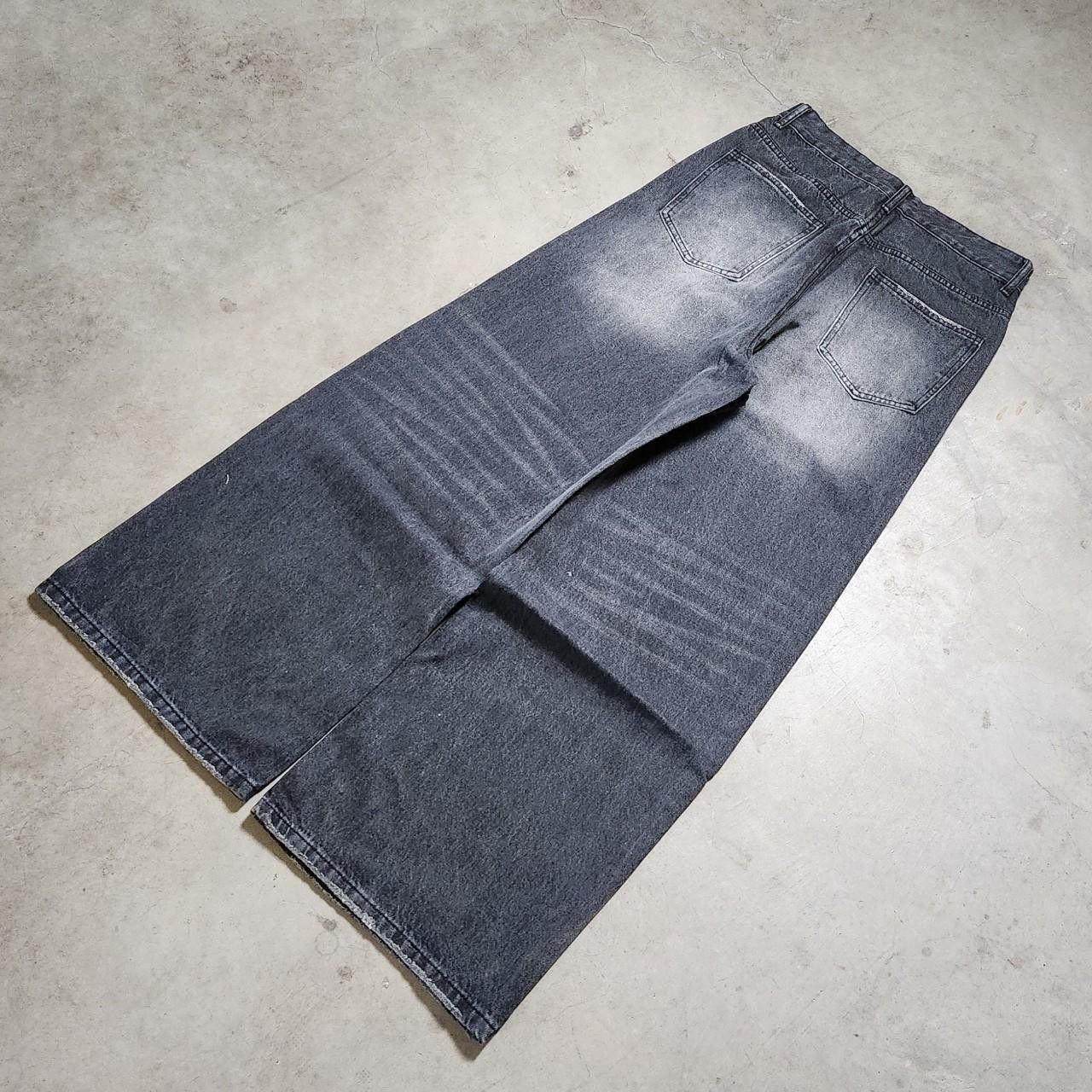 Japanese Brand Baggy loose fit grey wash faded denim jeans Size US 28 / EU 44 - 6 Thumbnail