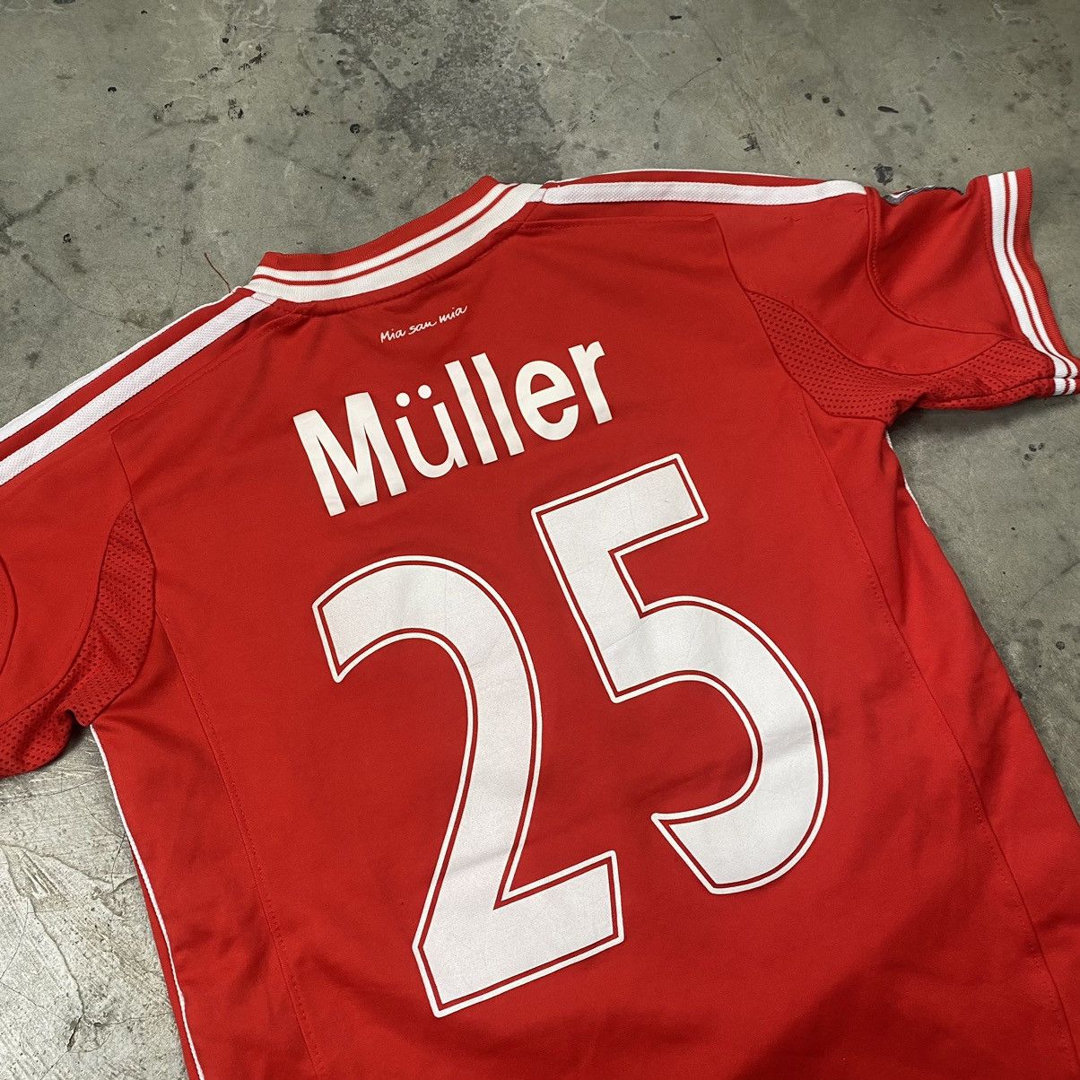 Vintage y2k FC Bayern Munchen Muller Muller Bootleg Jersey Size US S / EU 44-46 / 1 - 5 Thumbnail